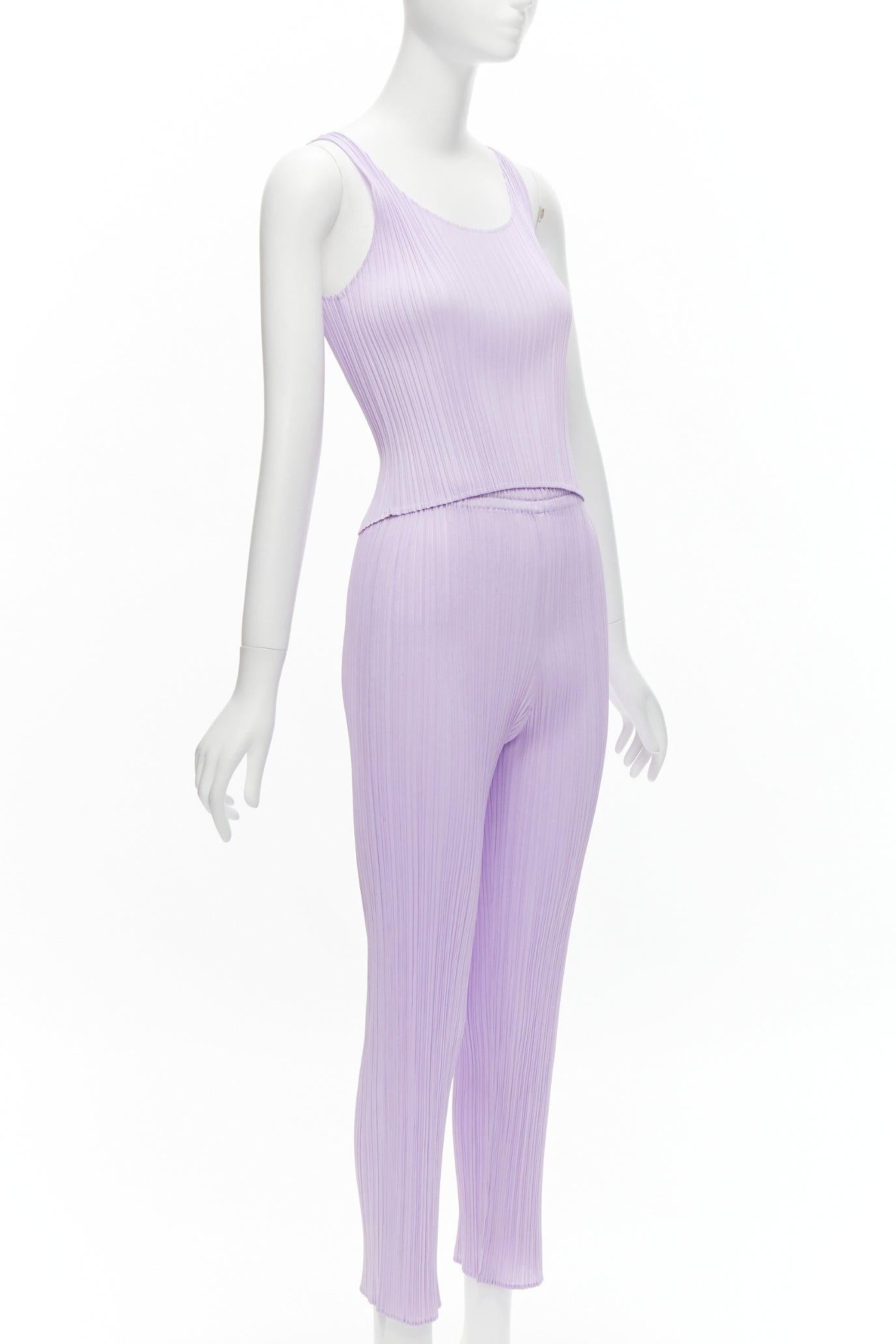 ISSEY MIYAKE Pleats Please lilac purple plisse tank top slim pants set F
Reference: TGAS/D00518
Brand: Issey Miyake
Collection: Pleats Please
Material: Polyester
Color: Purple
Pattern: Solid
Closure: Pullover
Made in: Japan

CONDITION:
Condition: