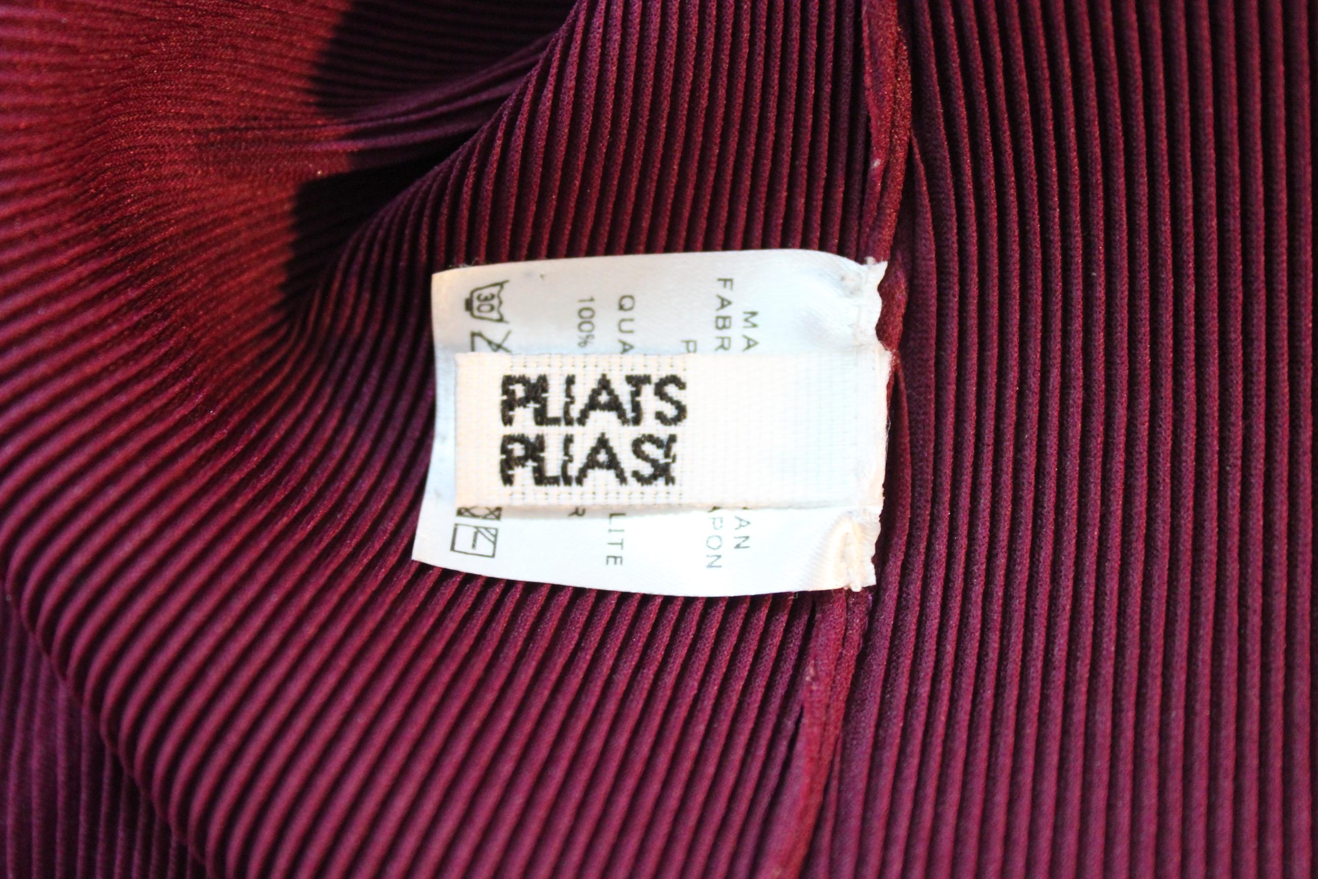 Issey Miyake Pleats Please Purple Pleated Shirt Short Sleeves 1990s Stretch 1