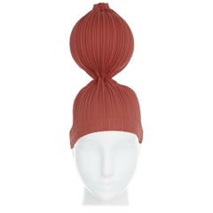 ISSEY MIYAKE PLEATS PLEASE red pleated single sphere ball bubble statement hat
