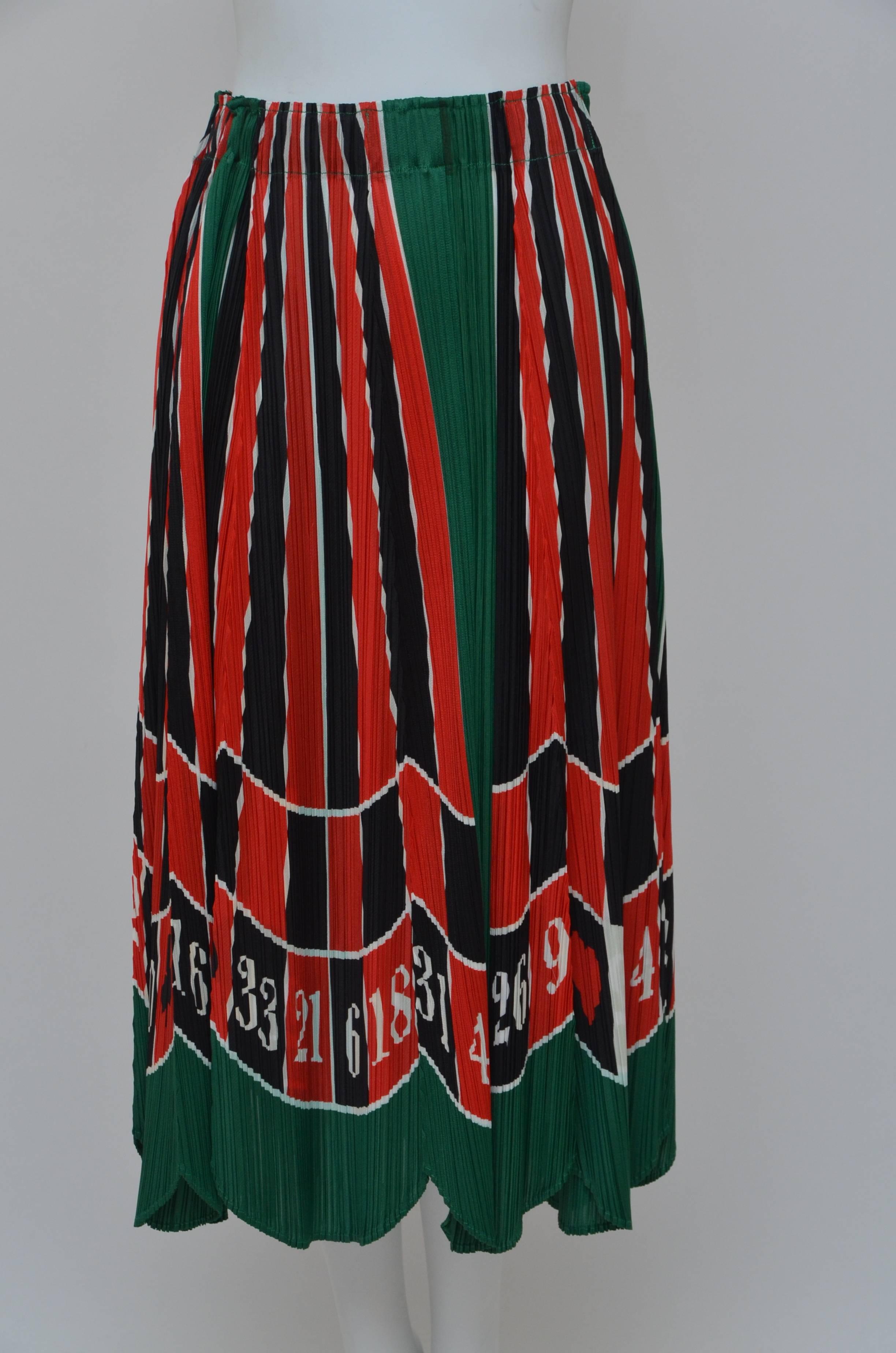 Issey Miyake Pleats Please roulette skirt
New with tags.
Waist is  elastic
Length 30.5