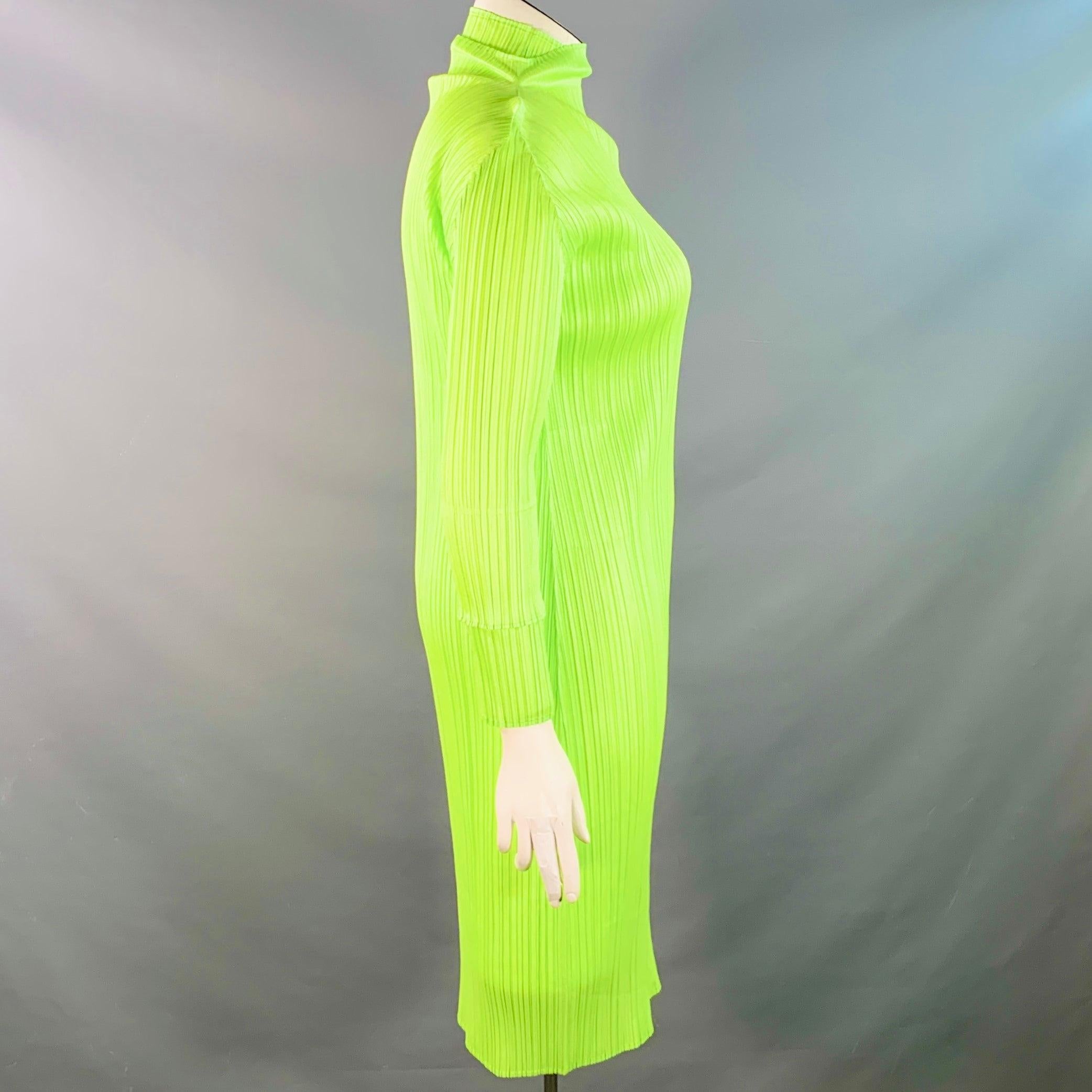 Giallo Issey Miyake Pleats Please Taglia L Abito a Maglia in Poliestere Plissettato Verde Neon in vendita