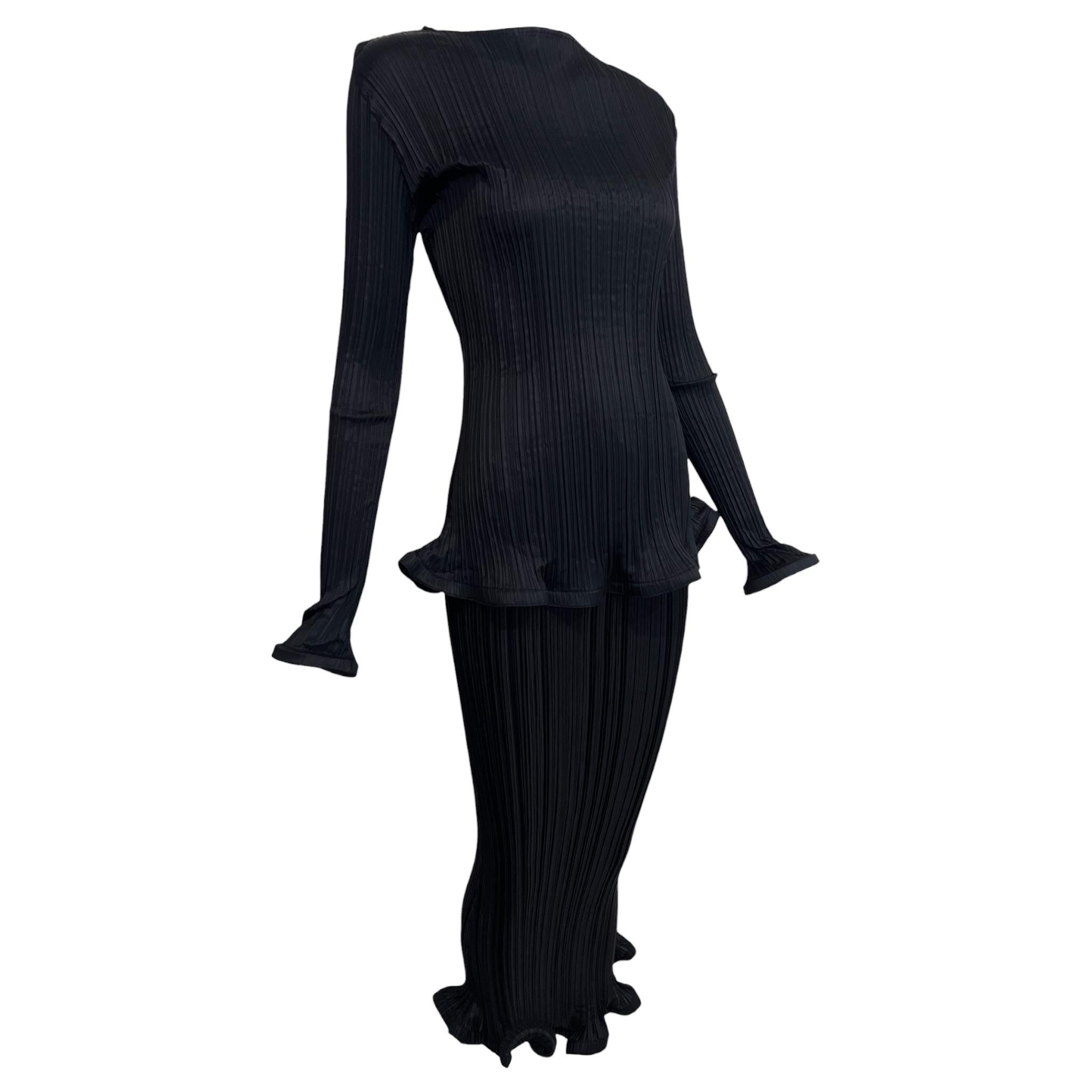 Issey Miyake Pleats Please Spring 1997 Black Trumpet Hem Ensemble