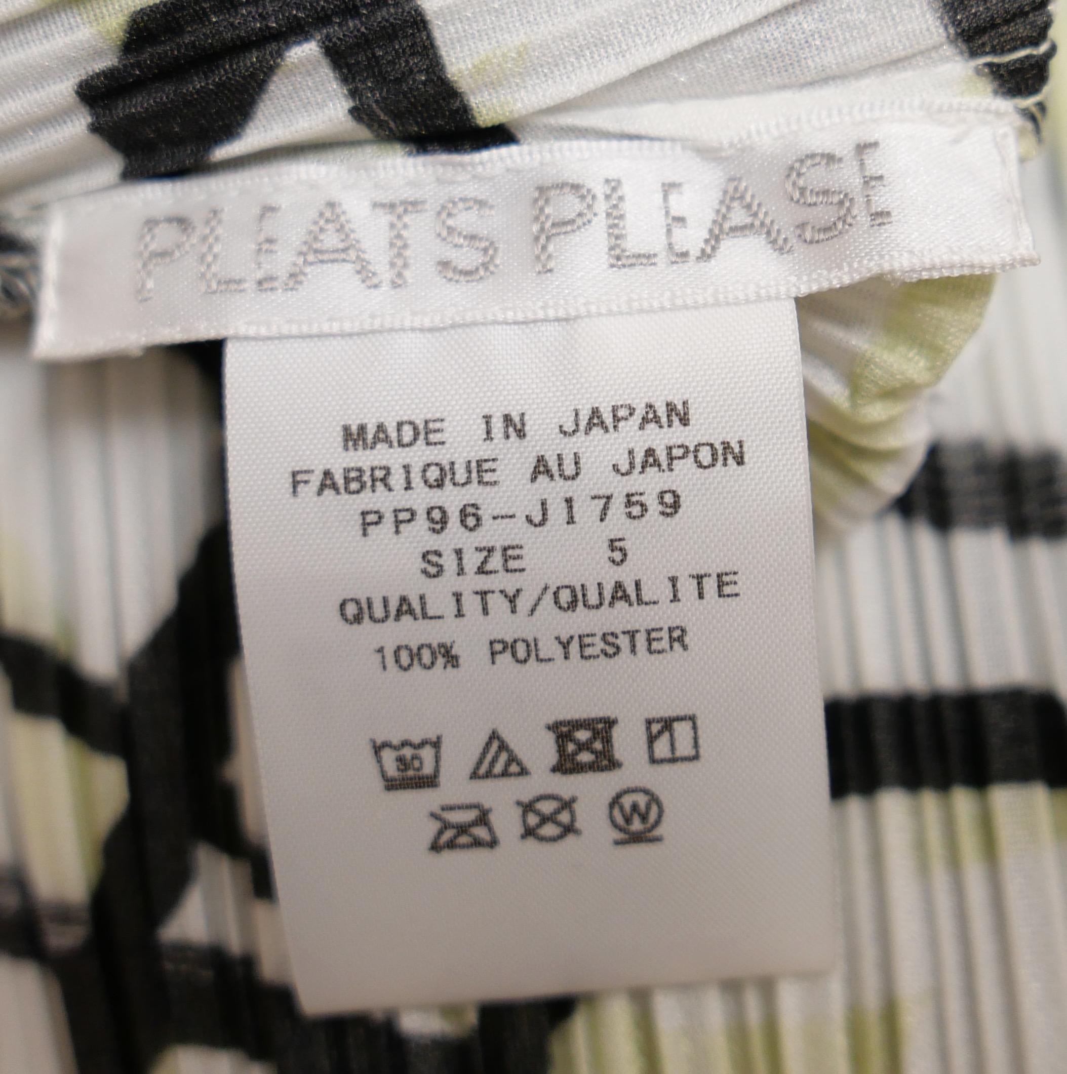 Donna Issey Miyake Tuta con stampa Pleats Please Squiggle in vendita