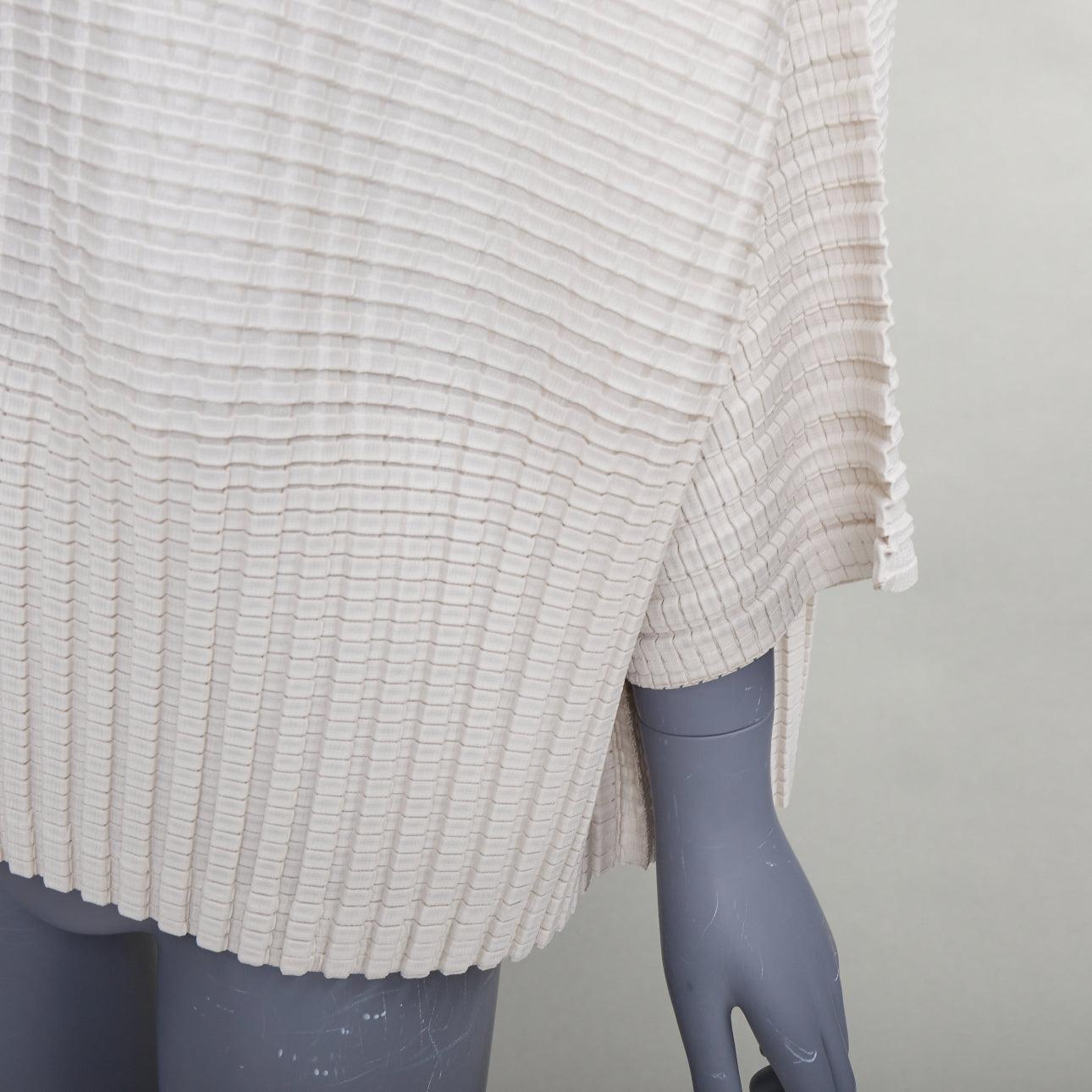 ISSEY MIYAKE Pleats Please steel grey crinkled batwing bateau  top JP3 L en venta 2