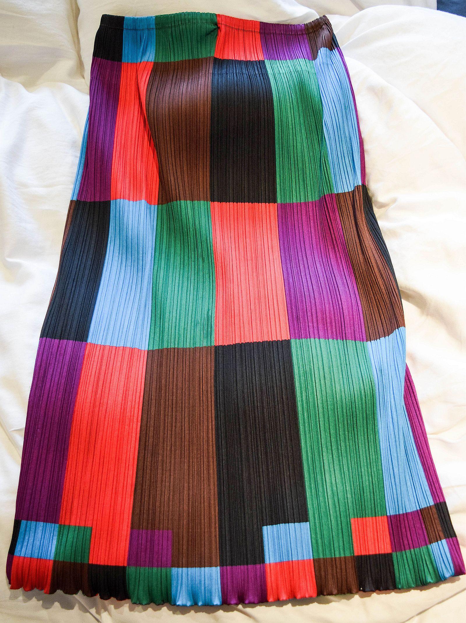 Donna Issey Miyake PLeats Please Gonna vintage in vendita