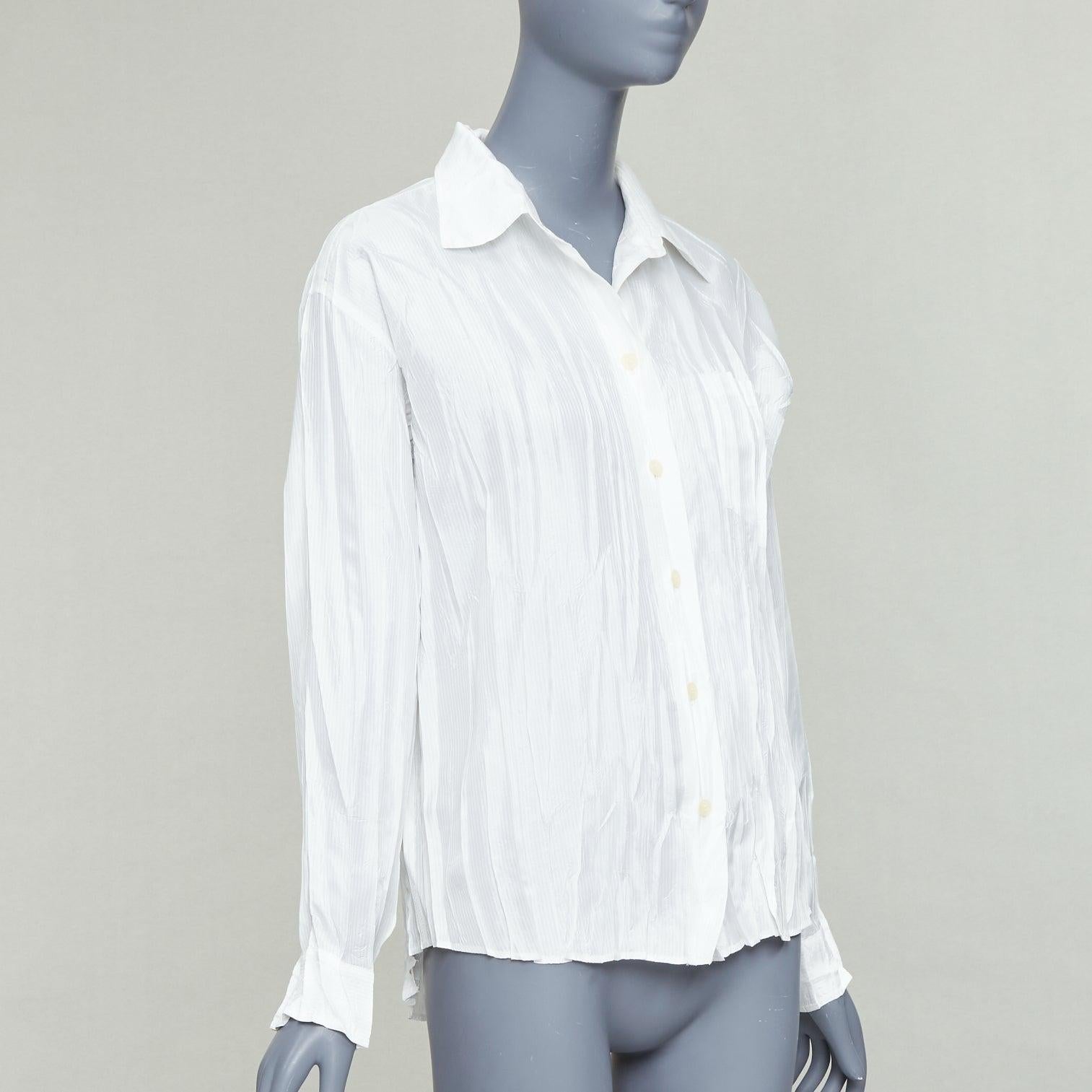 Gray ISSEY MIYAKE Pleats Please white plisse pocketed shirt JP4 XL For Sale
