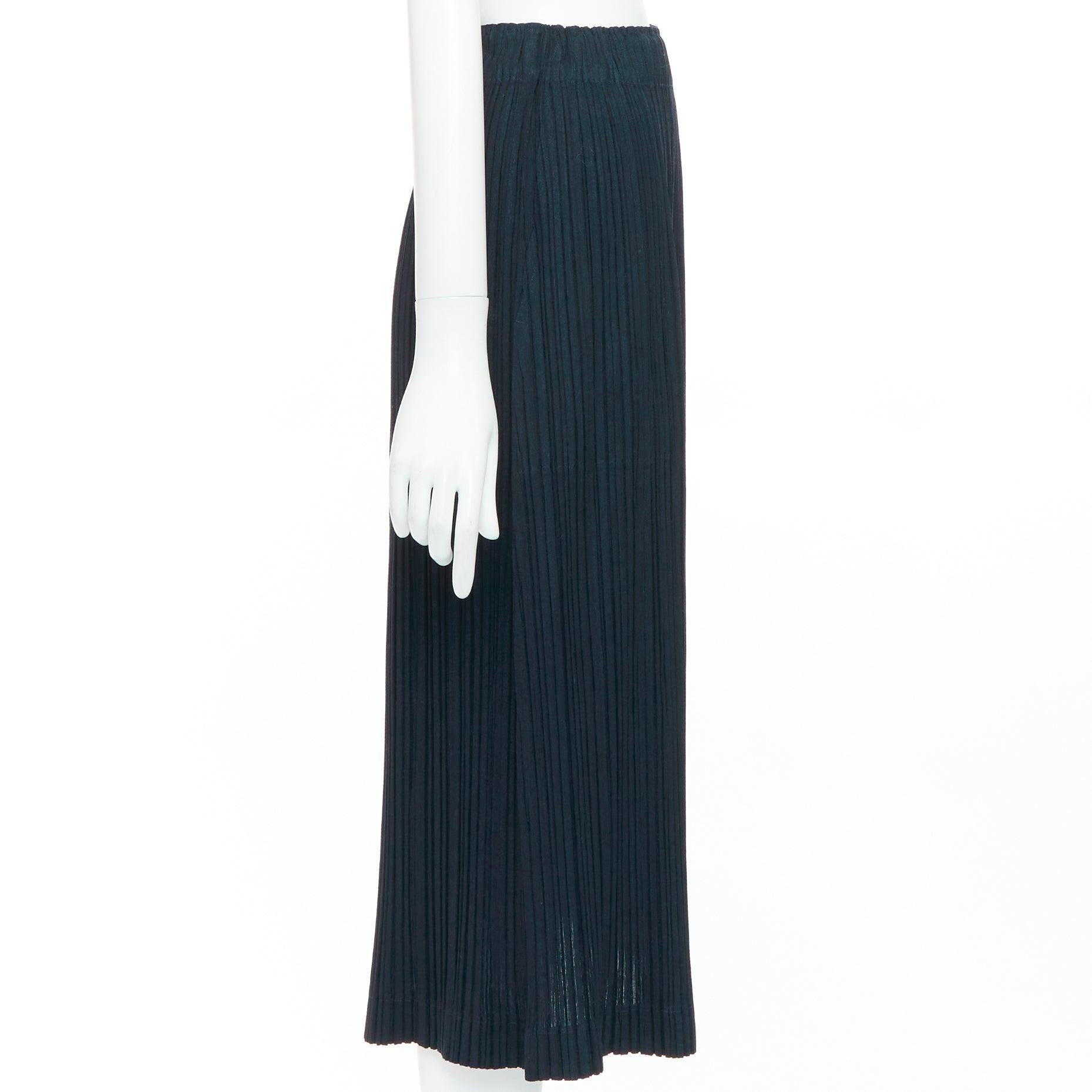 Issey Miyake Pleats Please, gonna a pieghe in misto lana con spacco posteriore JP3 L. In condizioni ottime in vendita a Hong Kong, NT