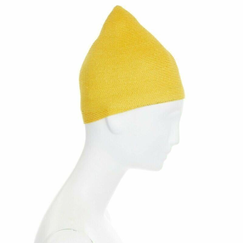 ISSEY MIYAKE PLEATS PLEASE yellow raffia straw woven pointed moroccan hat In New Condition For Sale In Hong Kong, NT