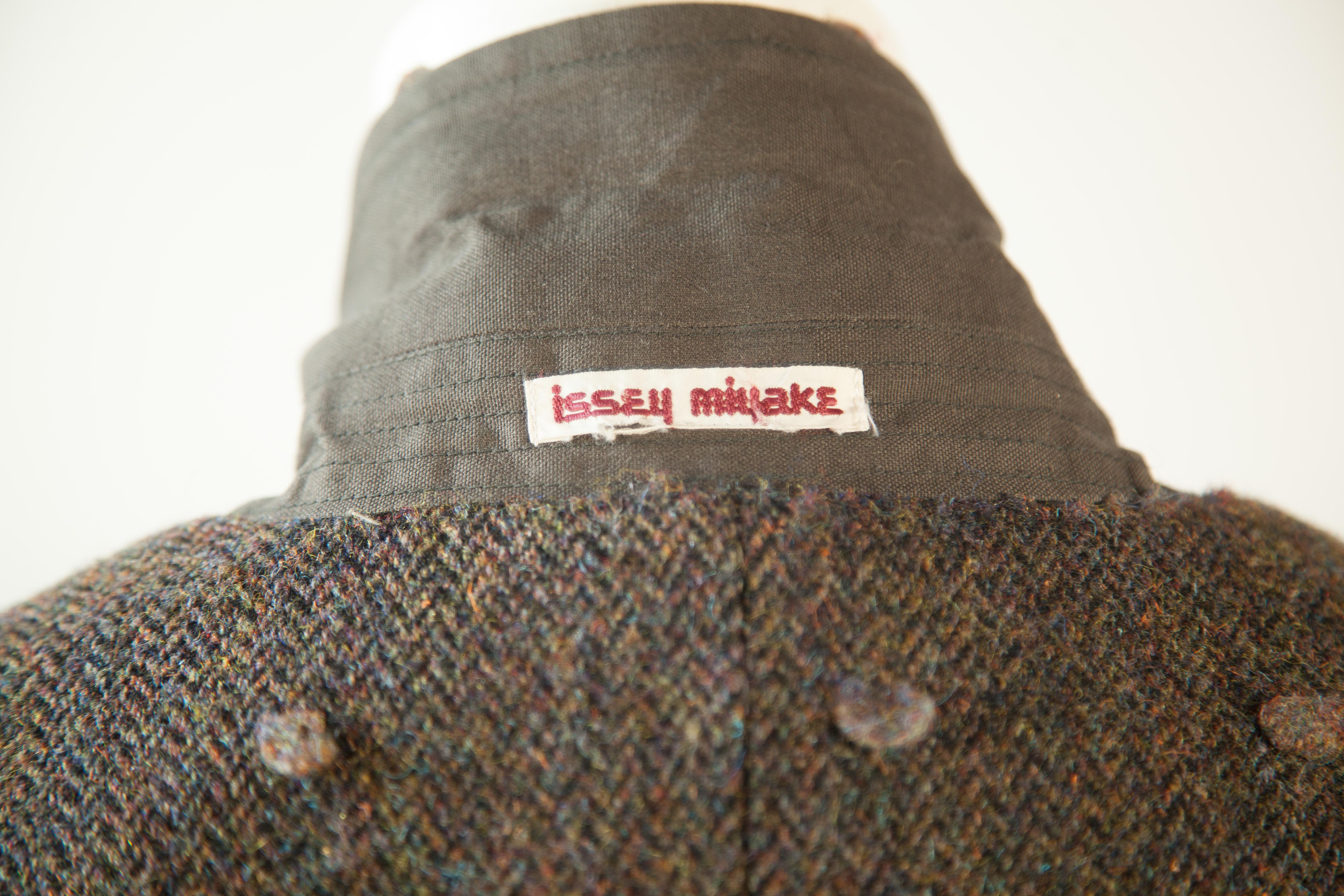 Seltene, Wendbare Tweedjacke von Issey Miyake aus Wolle, 1970er Jahre für Damen oder Herren im Angebot