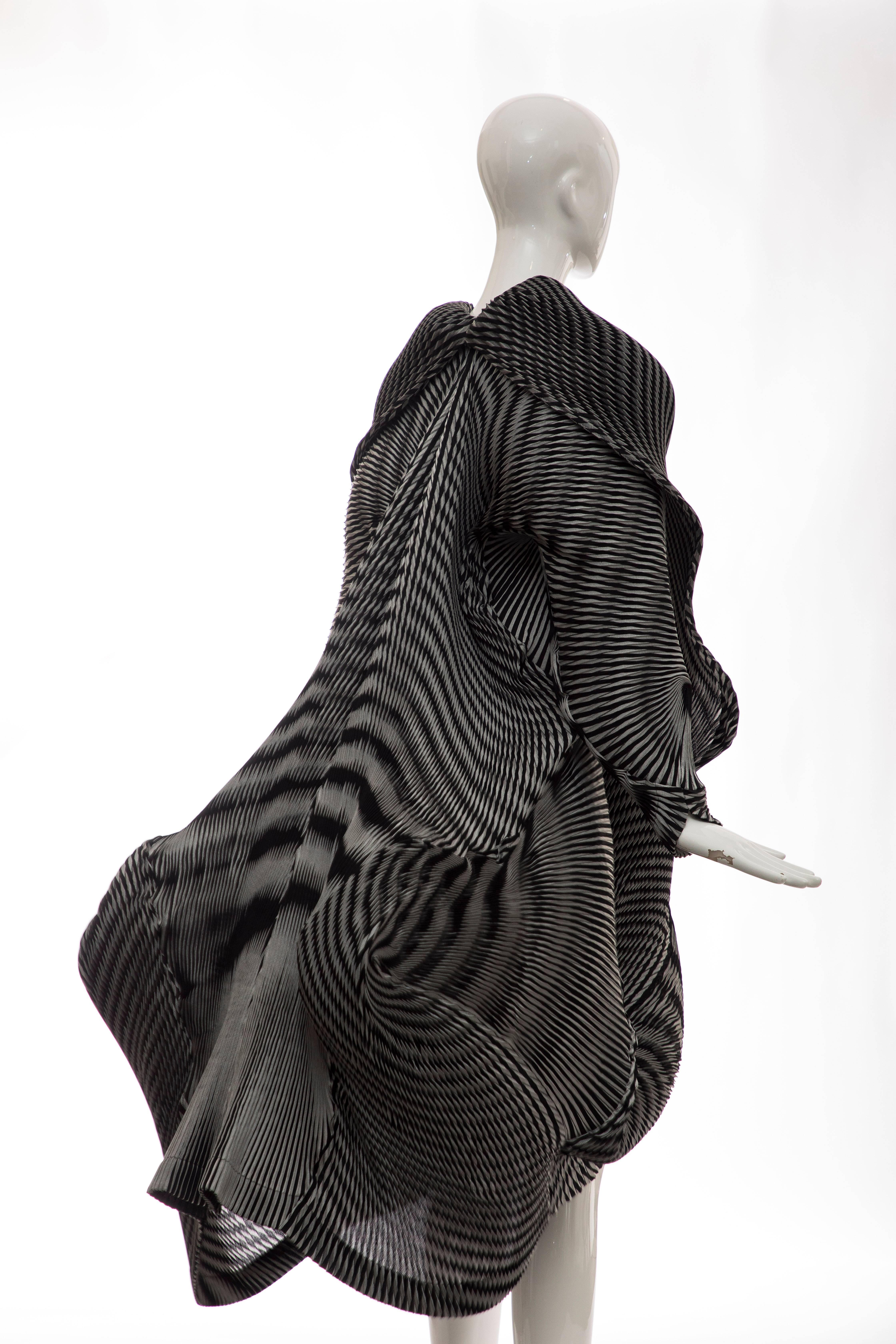 Issey Miyake Runway Spiral Pleated Jacket, Fall 2016 1