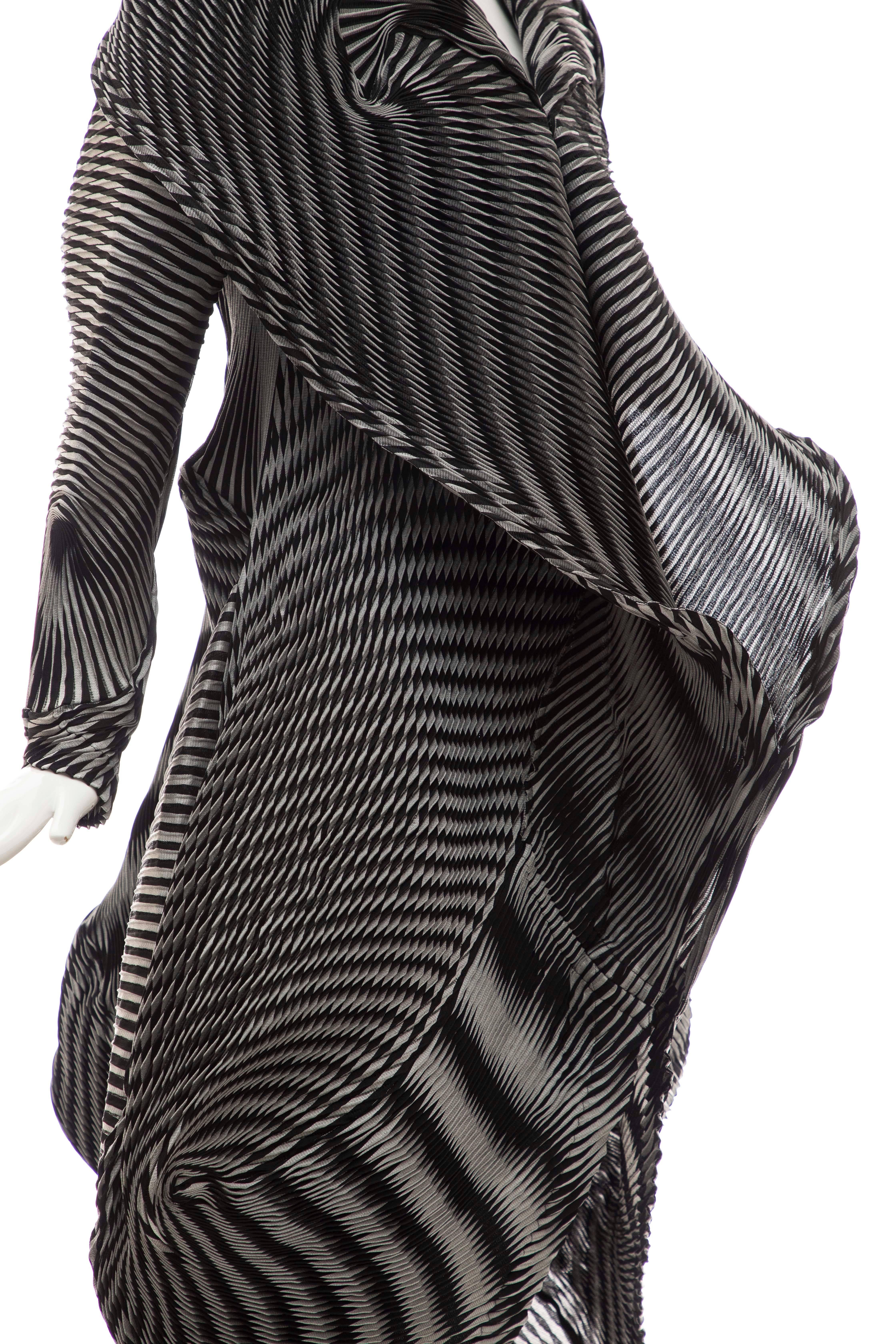 Issey Miyake Runway Spiral Pleated Jacket, Fall 2016 2