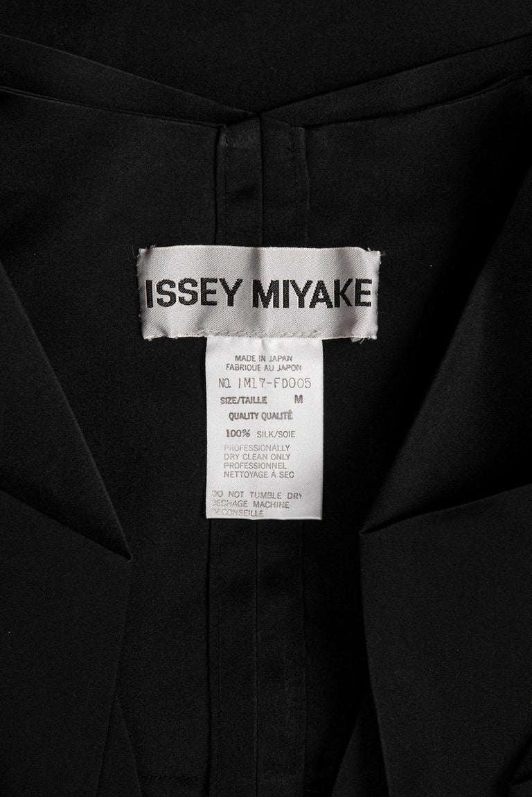 ISSEY MIYAKE S/S 1991 Documented Runway 'Dinosaur' Sleeves Black