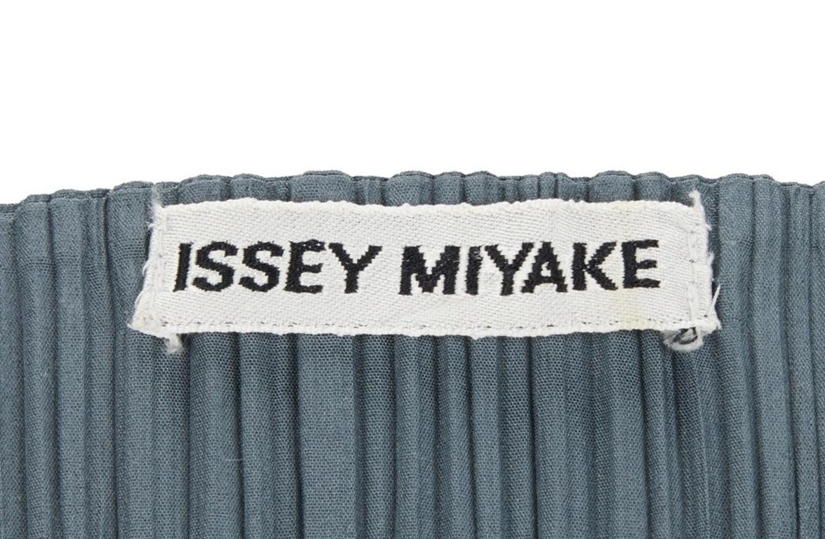 Issey Miyake S/S Grey and Orange Pleated Curved Sleeve Tunic Dress, 1991 In New Condition For Sale In Los Angeles, CA