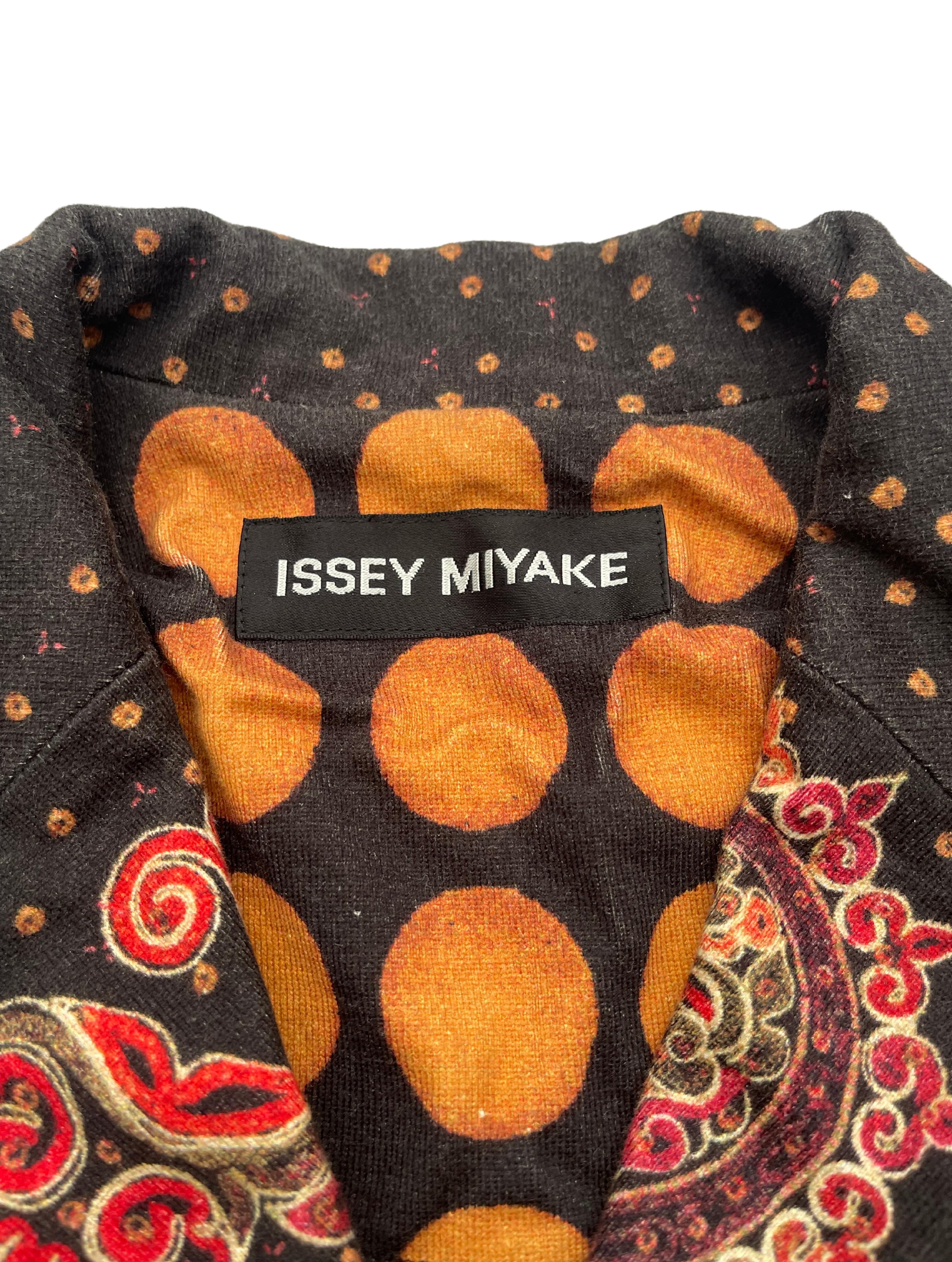 Issey Miyake - Camicia Fiore della Vita P/E 2001 In condizioni buone in vendita a Seattle, WA