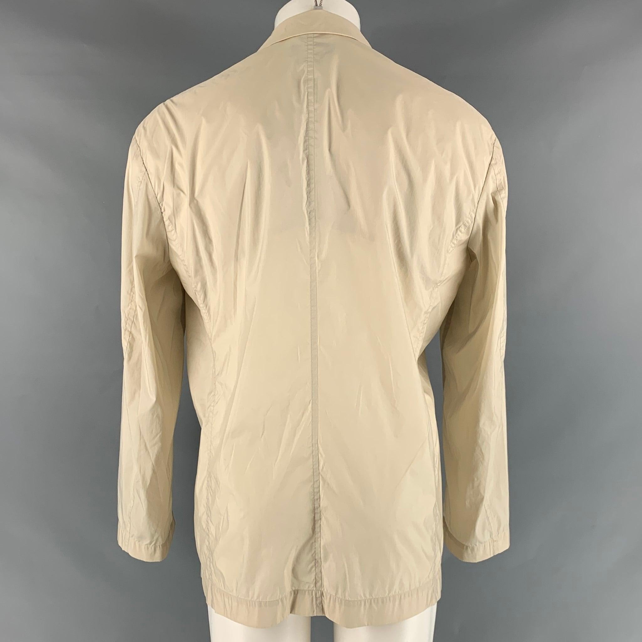 ISSEY MIYAKE Size 40 Beige Solid Nylon Notch Lapel Jacket In Excellent Condition For Sale In San Francisco, CA