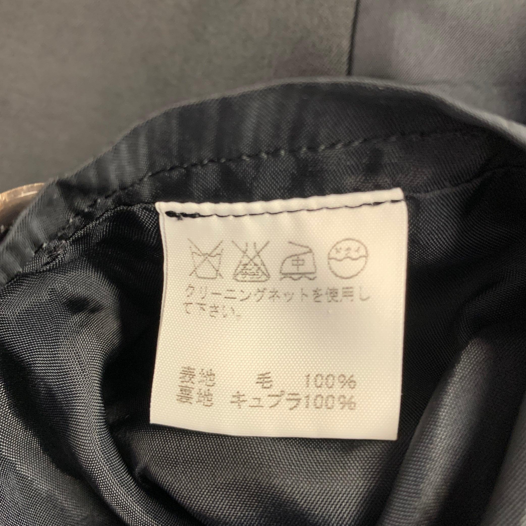 Gilet à col Nehru en laine noire Issey Miyake Taille 40 en vente 1