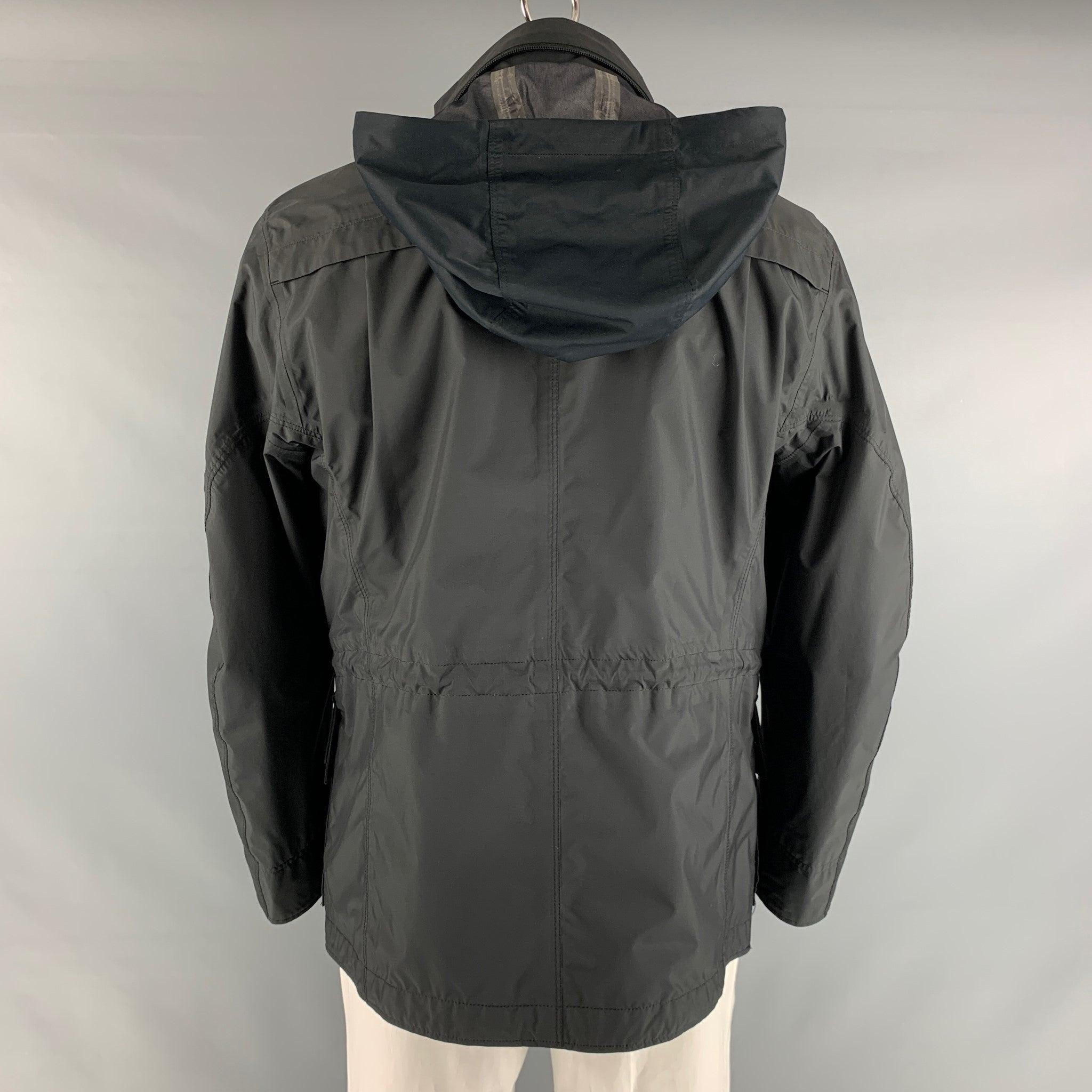 ISSEY MIYAKE Size L Black Polyester Windbreaker Jacket In Excellent Condition For Sale In San Francisco, CA