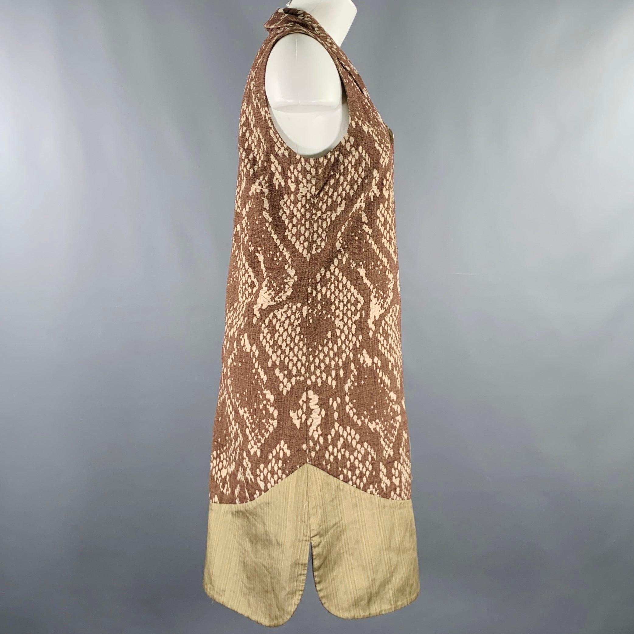 Issey Miyake Taglia M Marrone Beige Vestito senza maniche con stampa a pelle di serpente In condizioni buone in vendita a San Francisco, CA