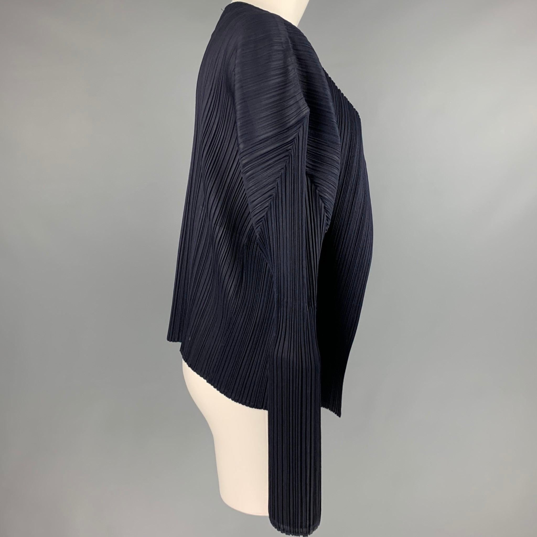 ISSEY MIYAKE Size M Navy Pleated Open Front Cardigan - Womens In Good Condition For Sale In San Francisco, CA
