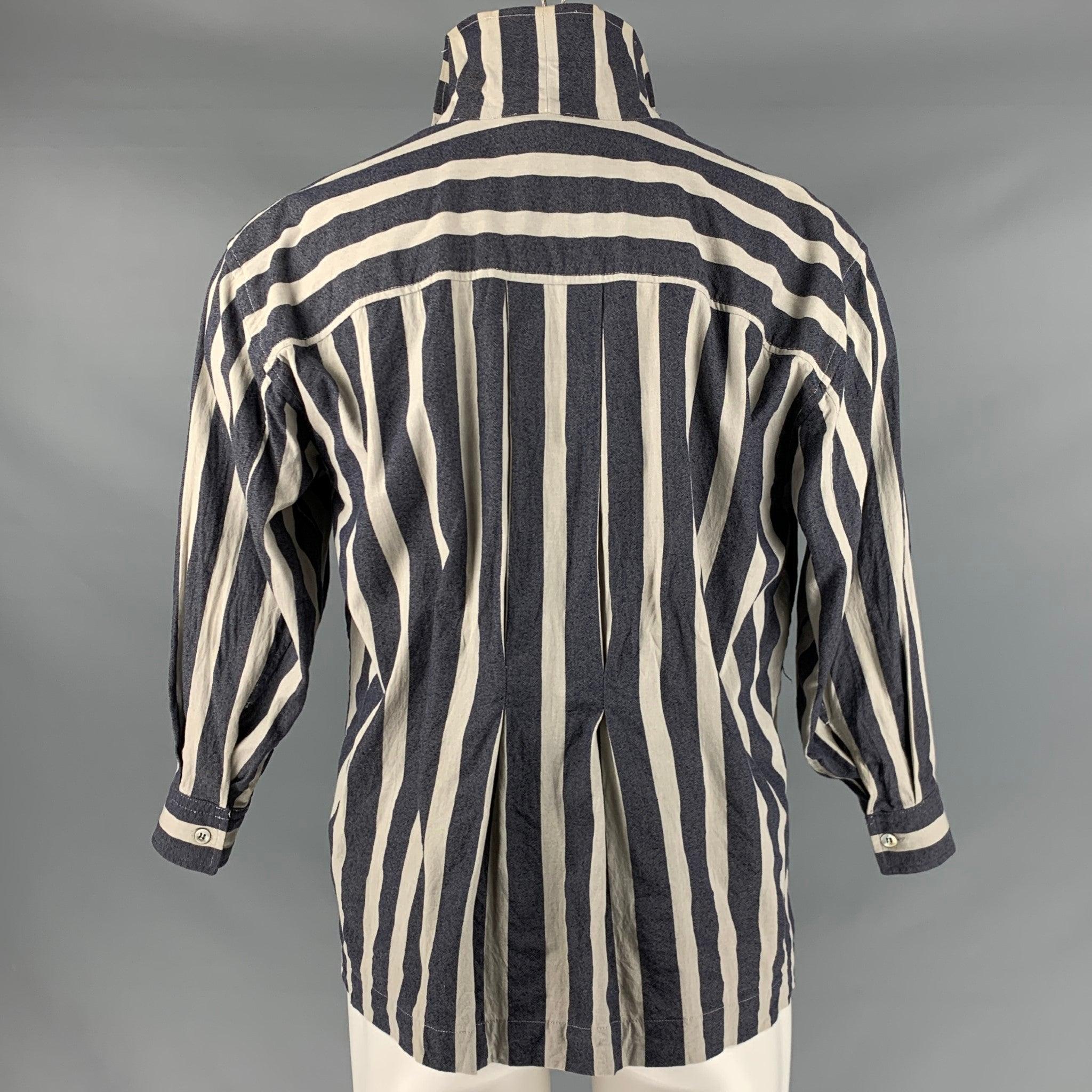 ISSEY MIYAKE Size S Grey Navy Stripe Cotton 3/4 Sleeves Long Sleeve Shirt In Good Condition For Sale In San Francisco, CA