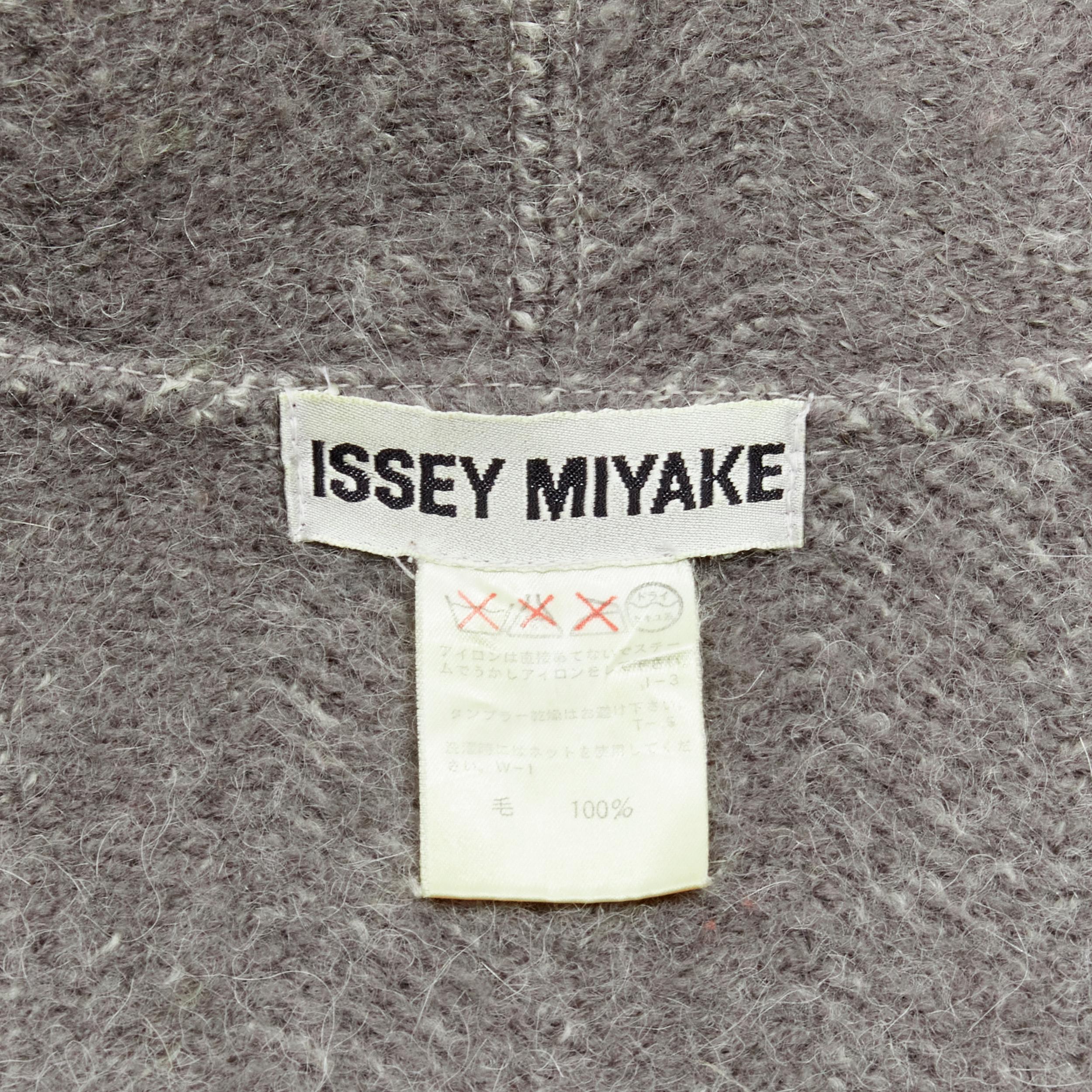 ISSEY MIYAKE Vintage 1992 Runway grey frayed edge wide collar wool coat M For Sale 5