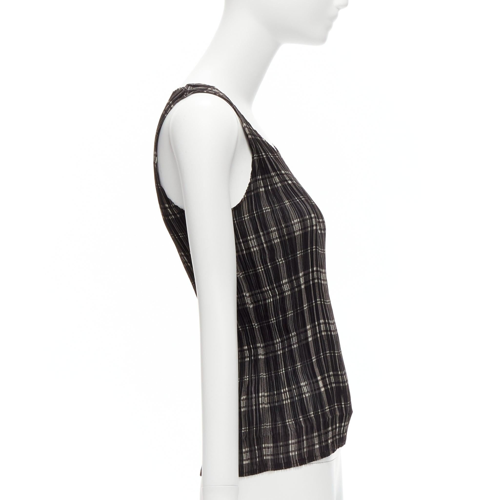 Women's ISSEY MIYAKE Vintage black white plaid check plisse round neck tank top S For Sale