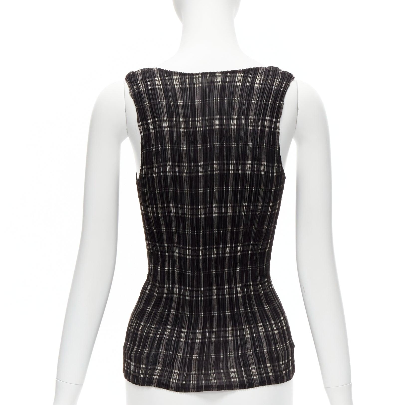 ISSEY MIYAKE Vintage black white plaid check plisse round neck tank top S For Sale 1