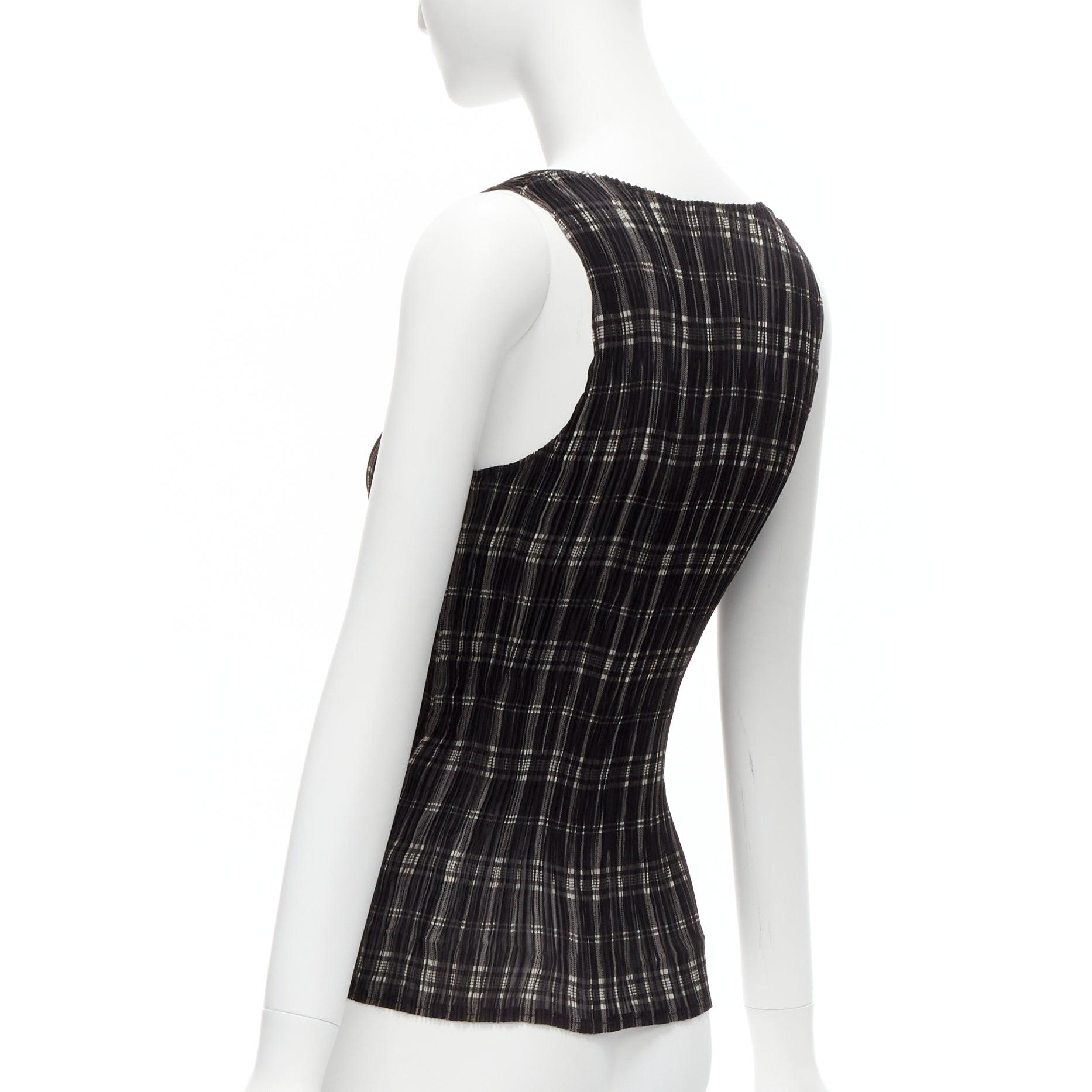 ISSEY MIYAKE Vintage black white plaid check plisse round neck tank top S For Sale 2
