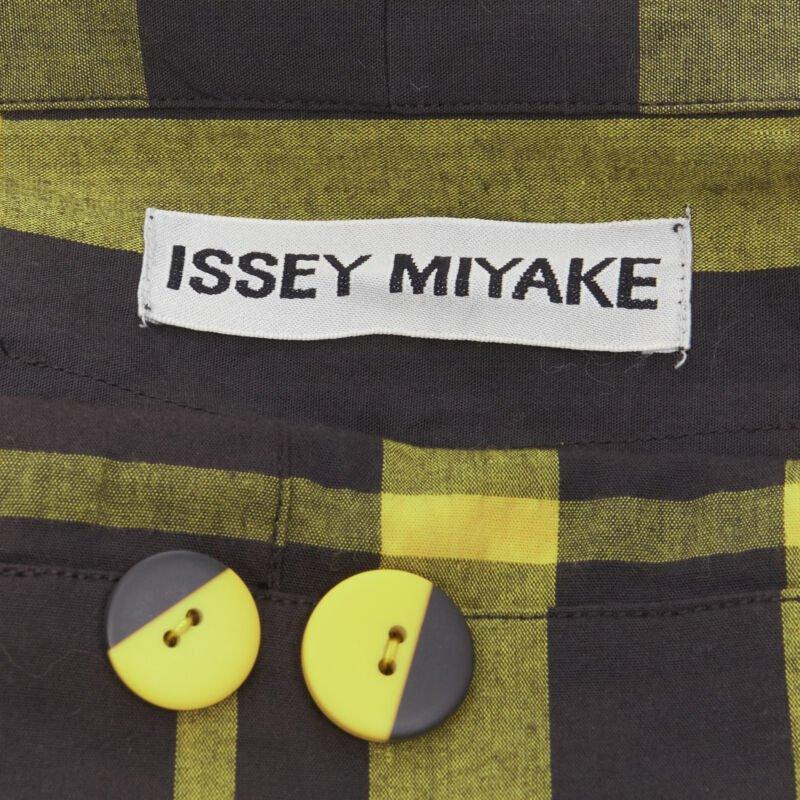 ISSEY MIYAKE Vintage schwarz gelb kariertes Baumwollhemd mit Stehkragen S Rare im Angebot 7