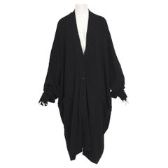 Chaqueta de punto oversize de lana negra Issey Miyake vintage de los años 70