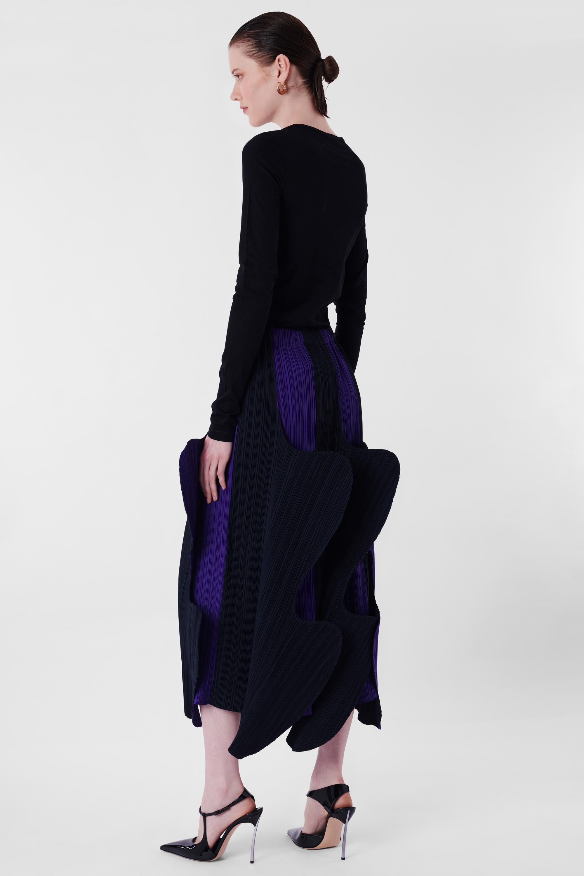 Issey Miyake Vintage F/S 1991 Farbblock-Blütenblattrock (Schwarz) im Angebot