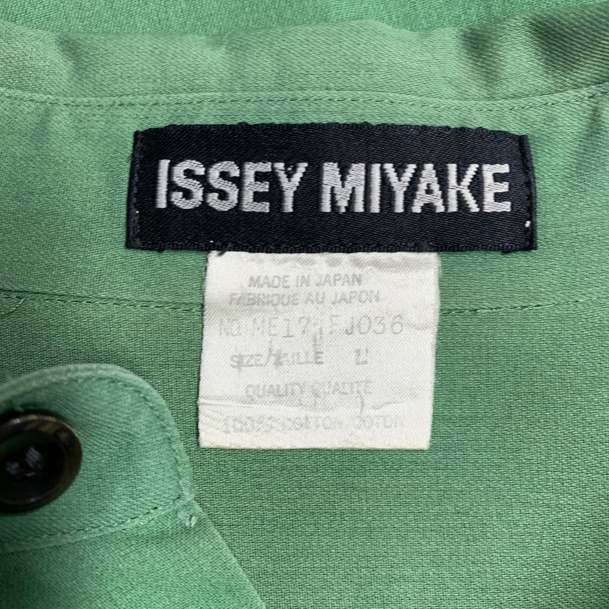 Issey Miyake Vintage Taglia L Greene & Greene Greene a righe in cotone con una tasca a manica lunga in vendita 5