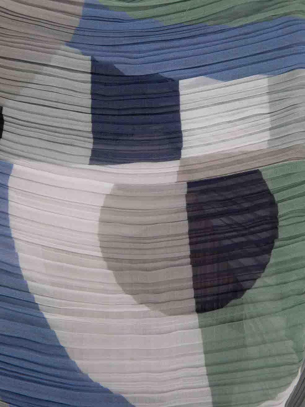 Châle en soie plissée imprimé géométrique Pleats Please pour femme Issey Miyake Bon état - En vente à London, GB
