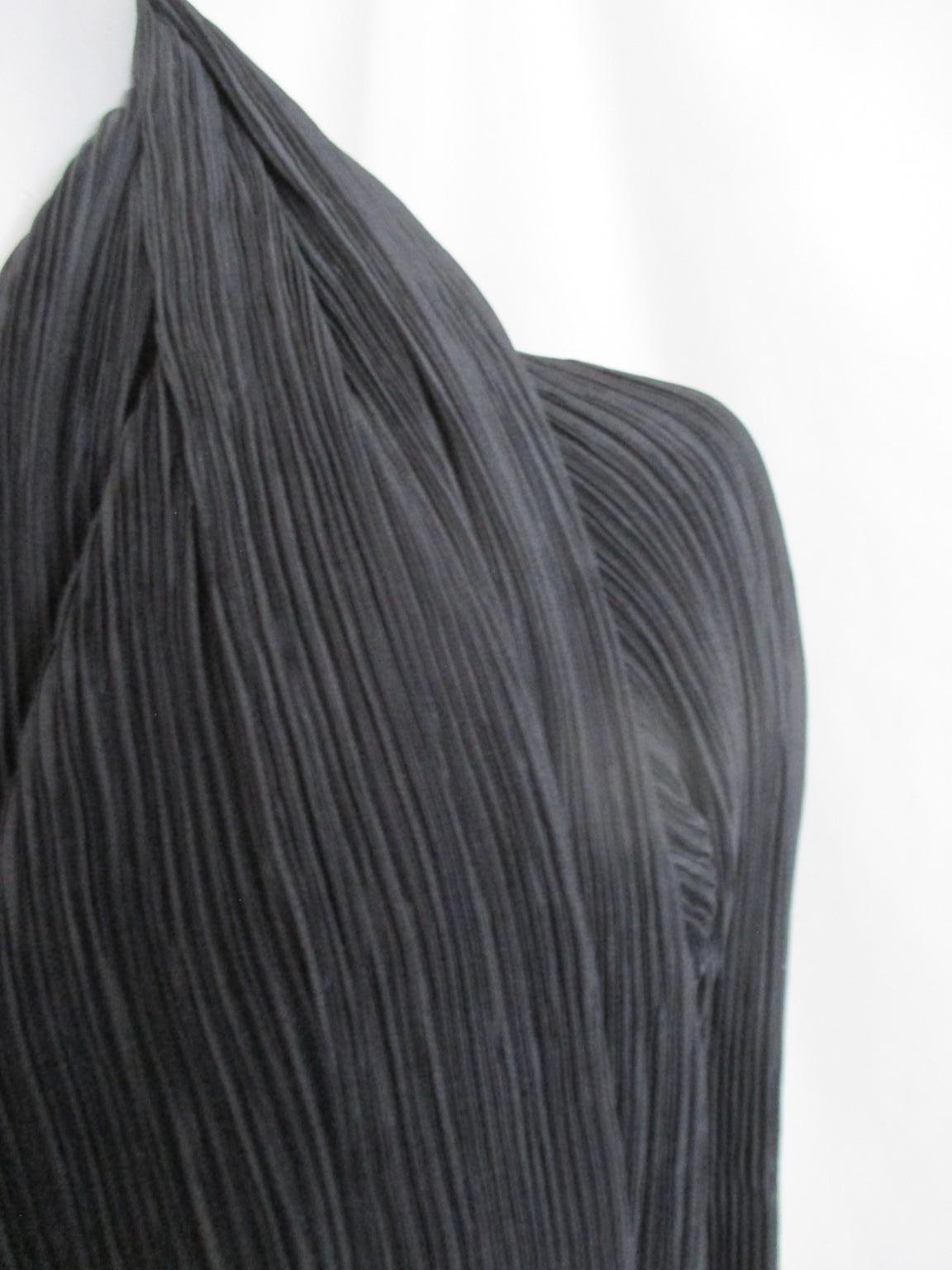 Issey Miyaki Black Pleated Coat Medium For Sale 2