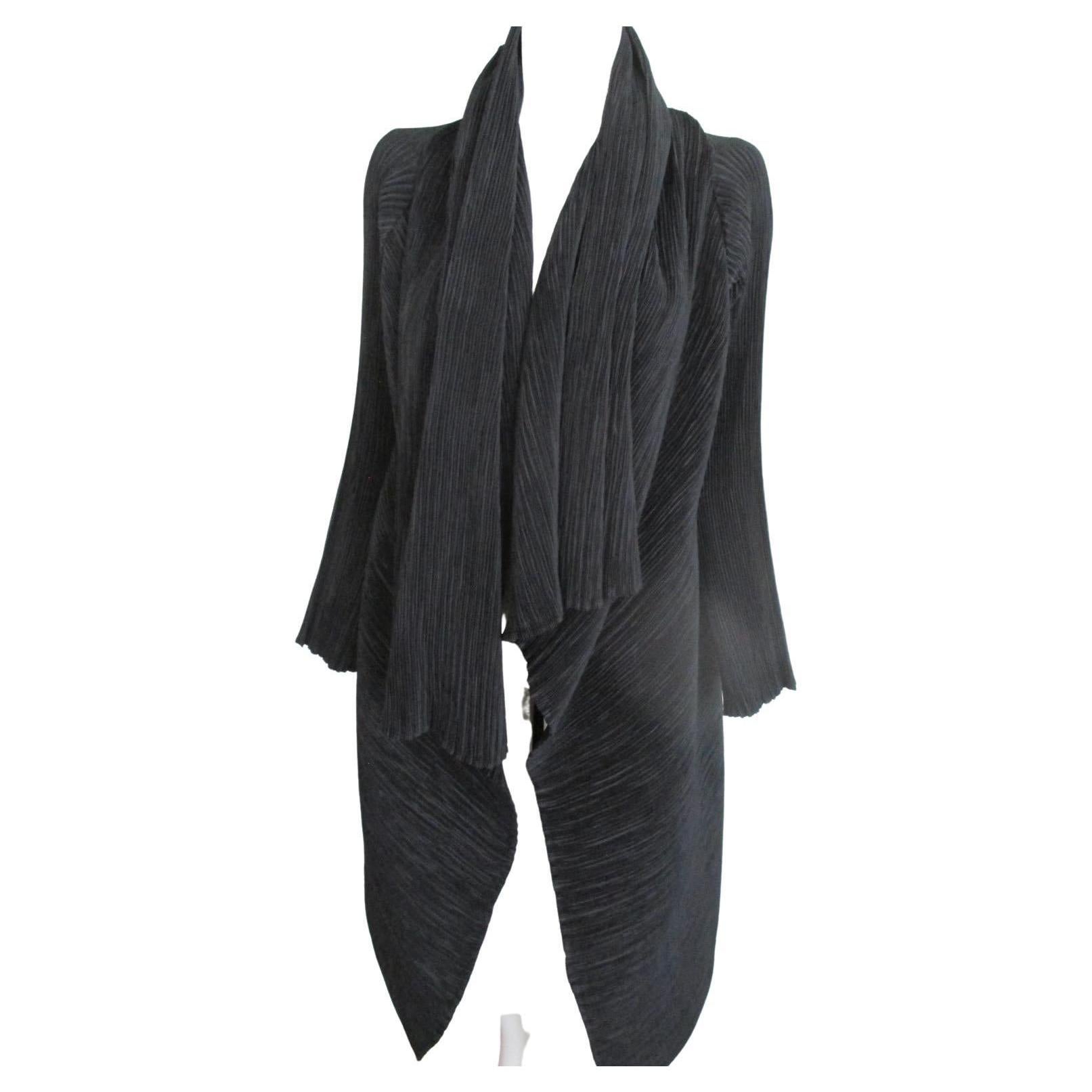 Issey Miyaki Black Pleated Coat Medium For Sale