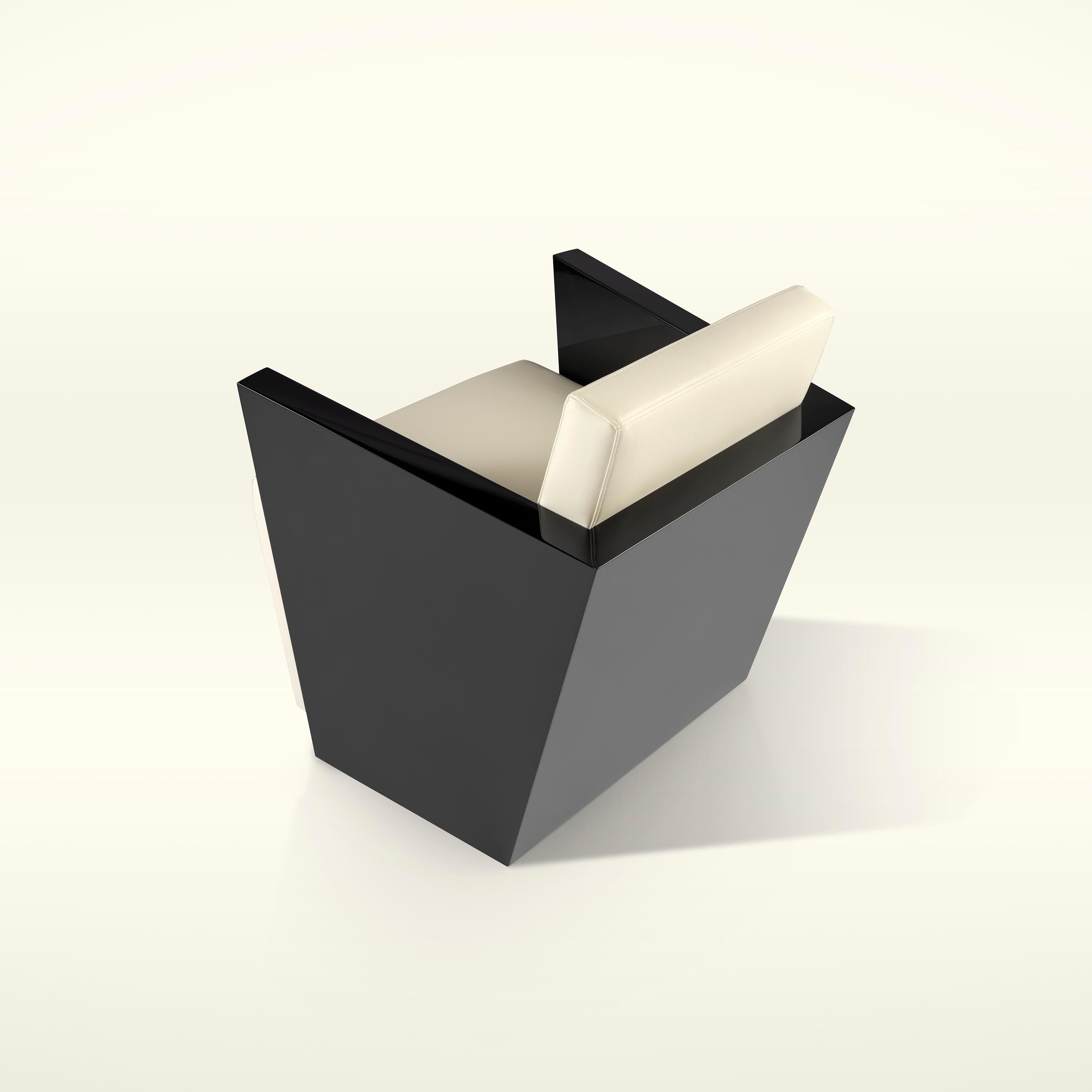 Modern Istanbul Armchair, Finest Leather Upholstery with Piano Black Lacquer Frame For Sale