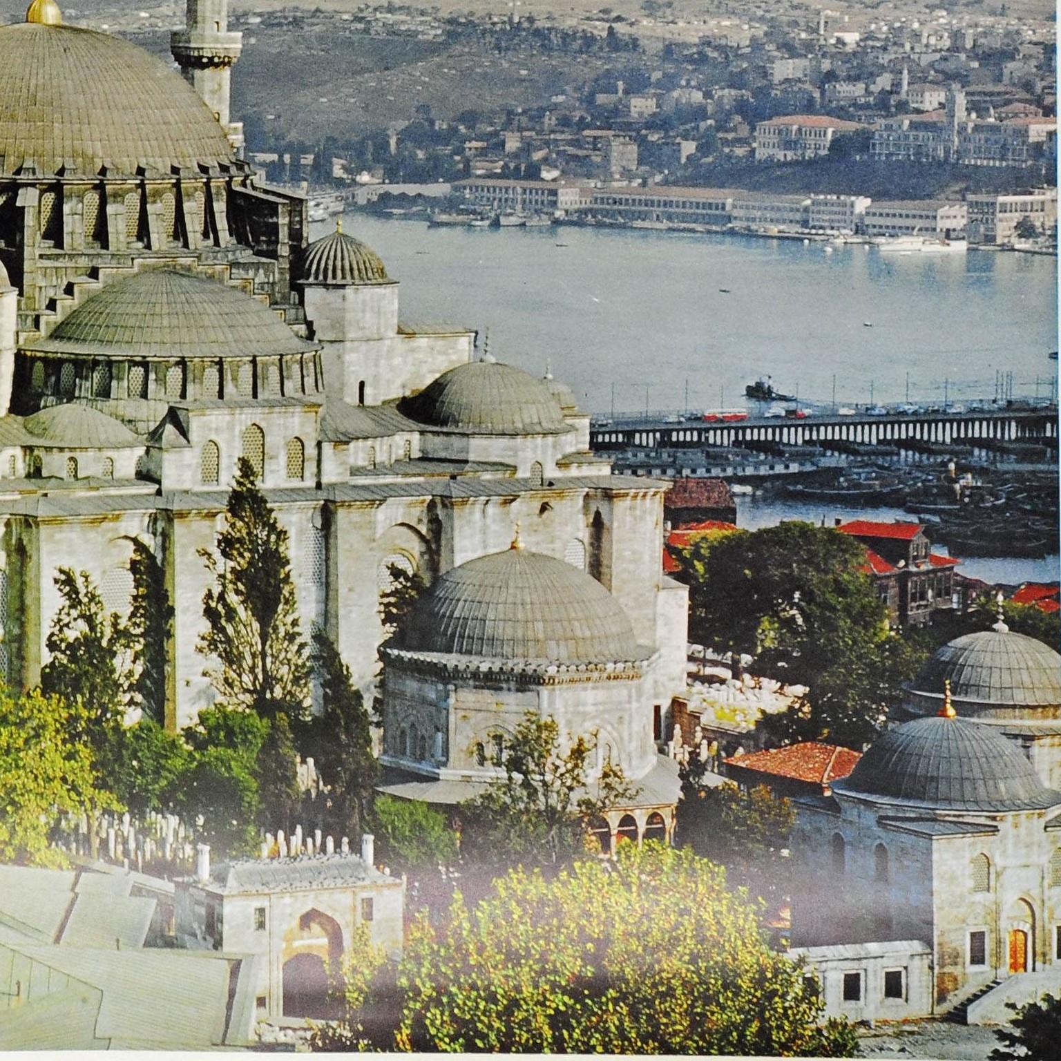 Istanbul Mosque University the Golden Horn Turkey Vintage Rollable Wall Chart In Good Condition For Sale In Berghuelen, DE