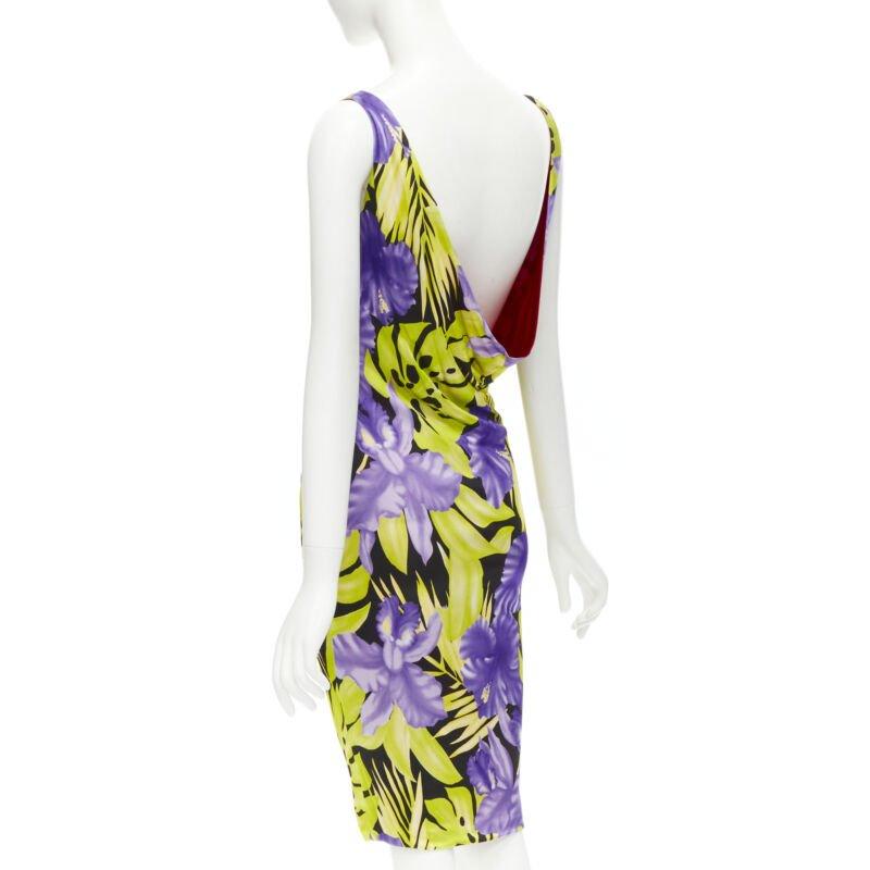 ISTANTE GIANNI VERSACE 1998 Vintage tropical Jungle floral draped back dress M For Sale 2