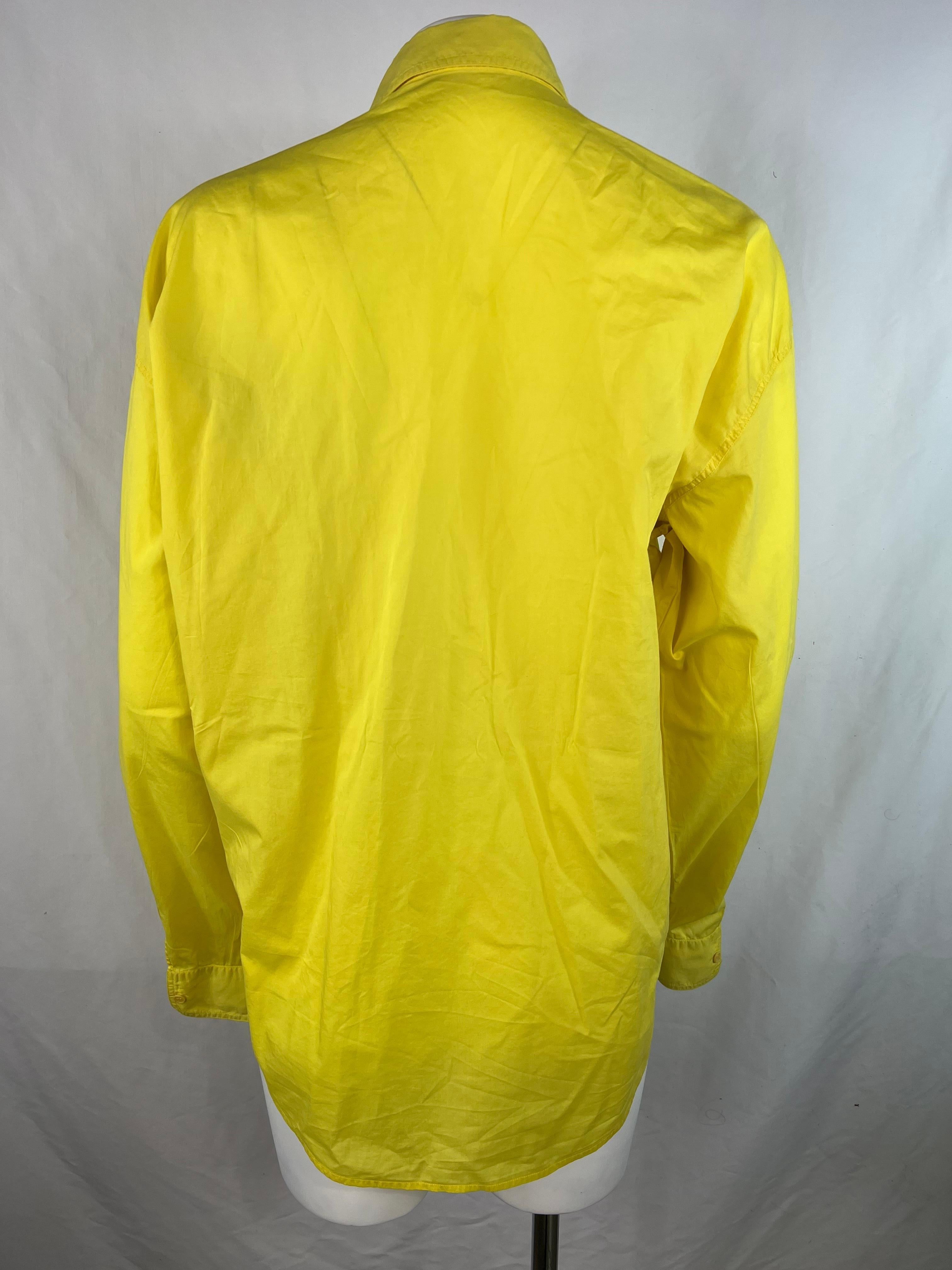 Women's or Men's Istante Yellow Button Down Shirt, Size 50 For Sale