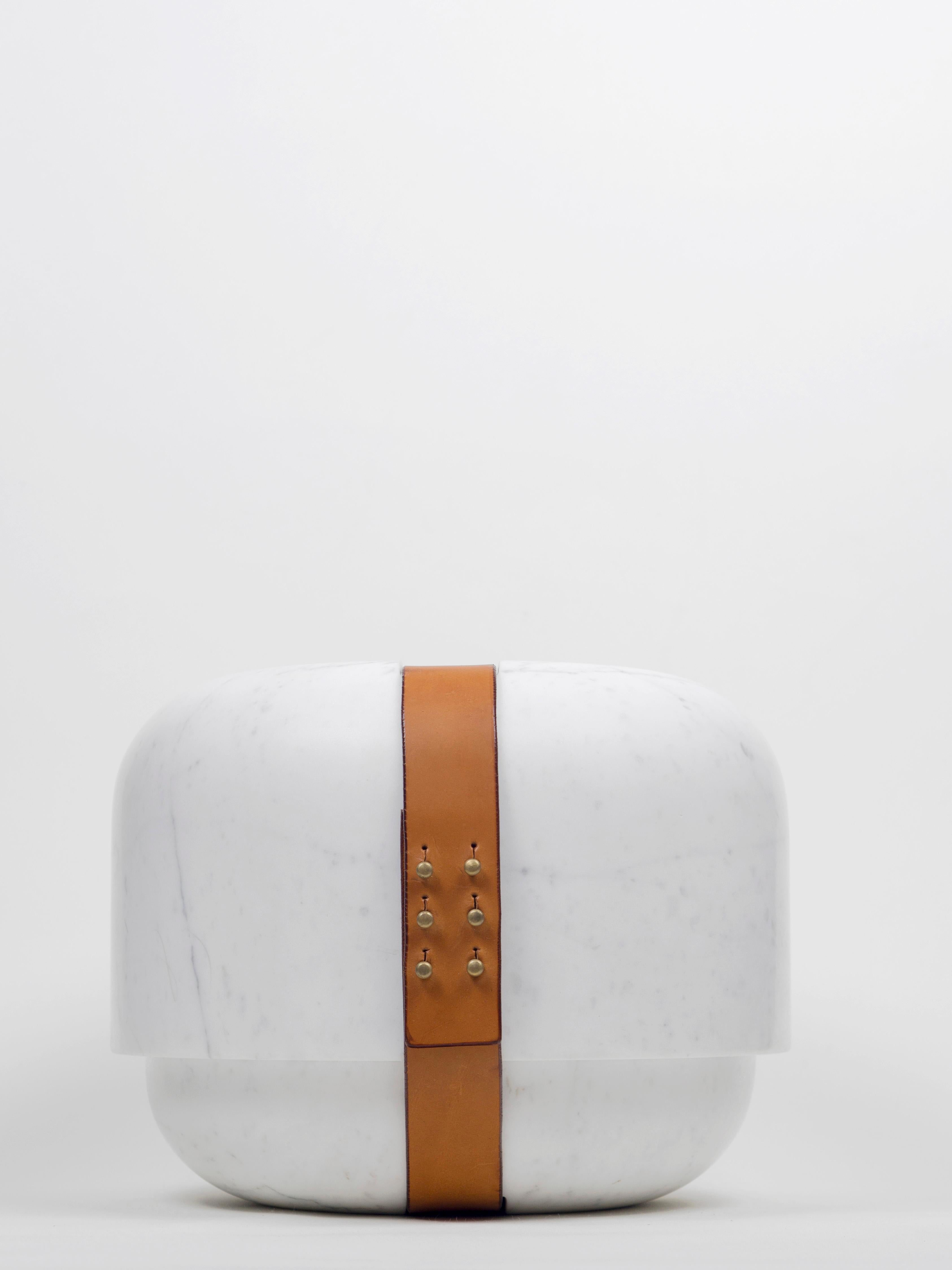 Istanti Inclusi, Contemporary Storage or Sculptures in Marble and Leather For Sale 2