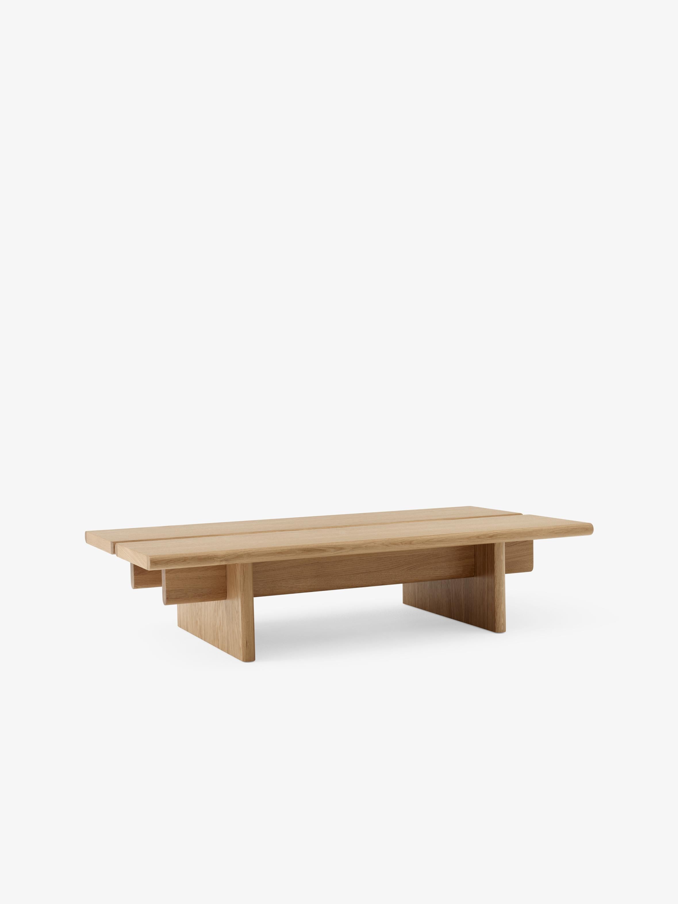 Scandinave moderne Table basse Ita OS3 en chêne d'OEO Studio pour &Tradition en vente