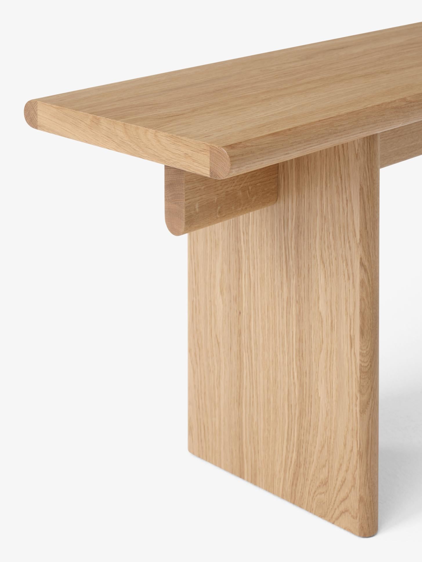 Banc Ita OS5 en chêne d'OEO Studio pour &Tradition Neuf - En vente à Dubai, AE