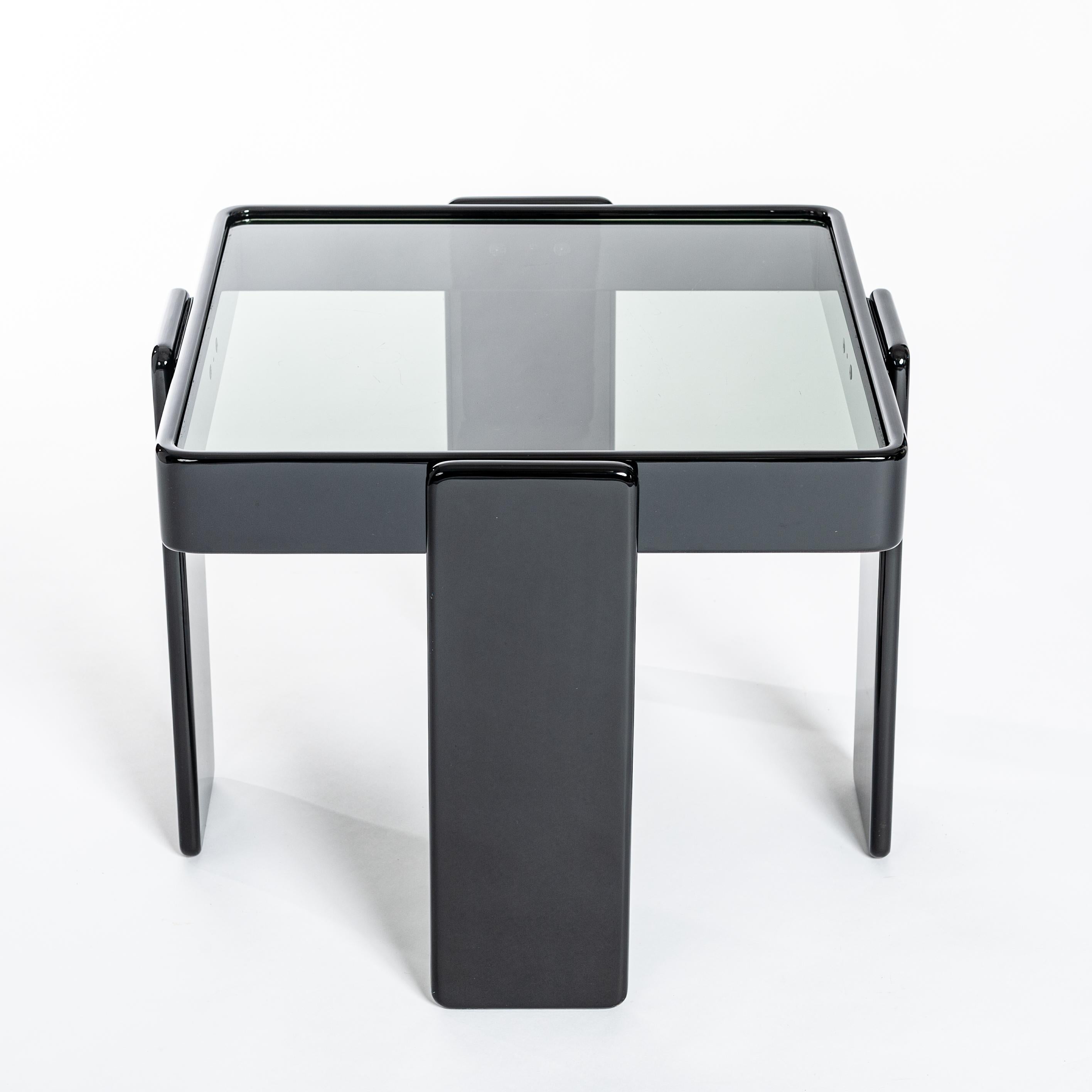 Italian Midcentury Gianfranco Frattini Black Nesting Tables for Cassina, 1960s For Sale 2