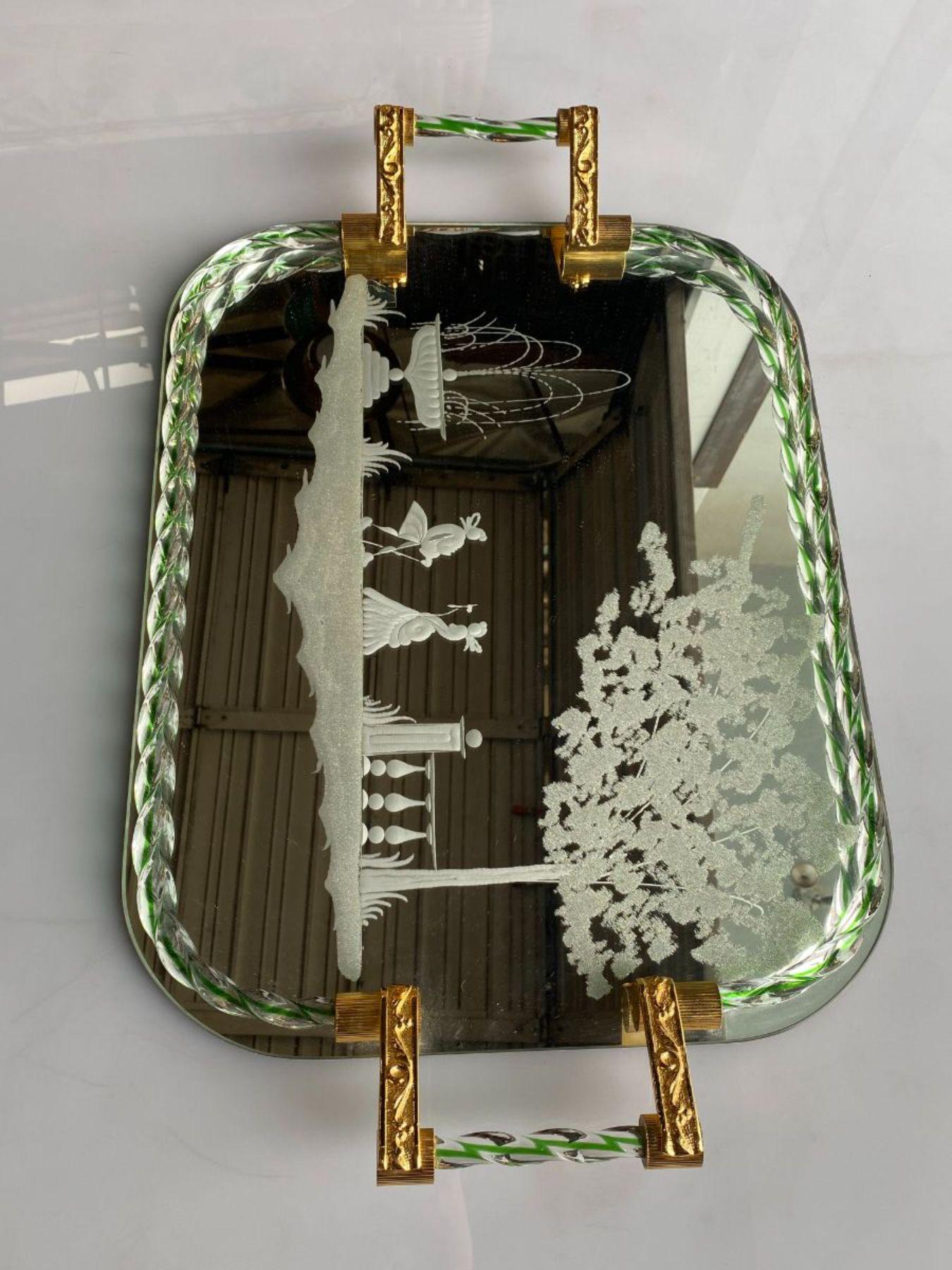 Milieu du XXe siècle Plateau de toilette de style Barovier à Murano avec miroir gravé Corde en verre torsadé en vente