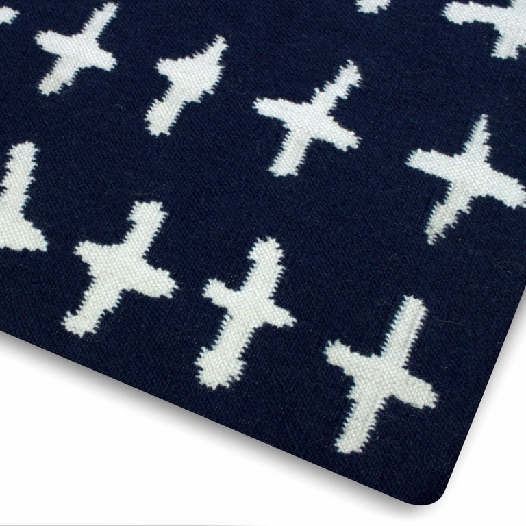 Blue White Wool flatweave Rug 6x9 For Sale at 1stDibs black and white