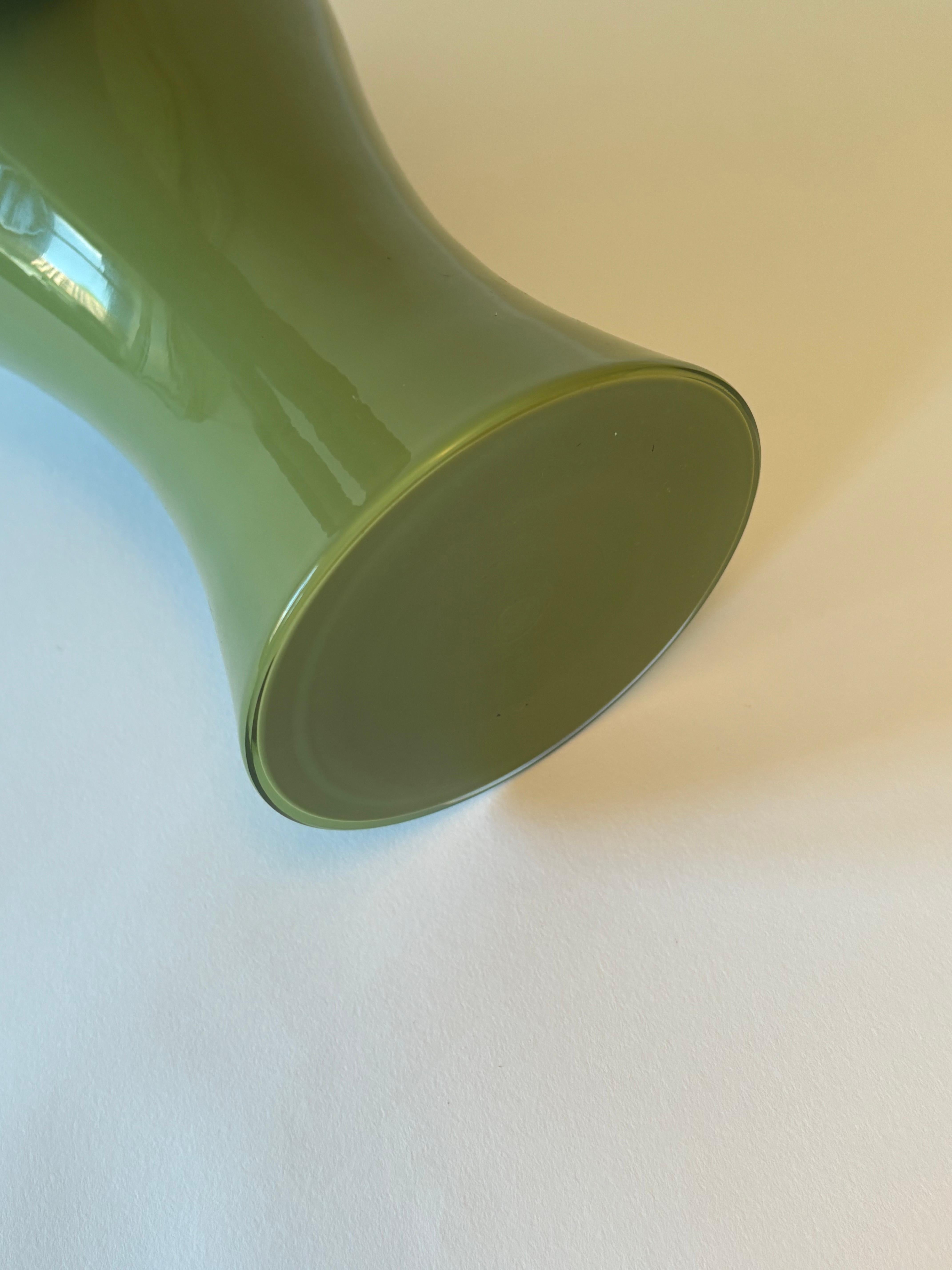 Vase aus italienischem Muranoglas von Carlo Nason für A. V. Mazzega (Ende des 20. Jahrhunderts) im Angebot