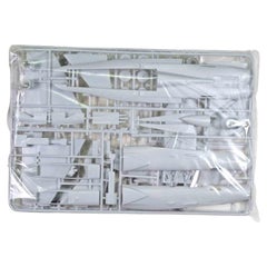 Italeri No. 809 – McDonnell Douglas F-18 Hornet Model Kit... - Italy 1980s