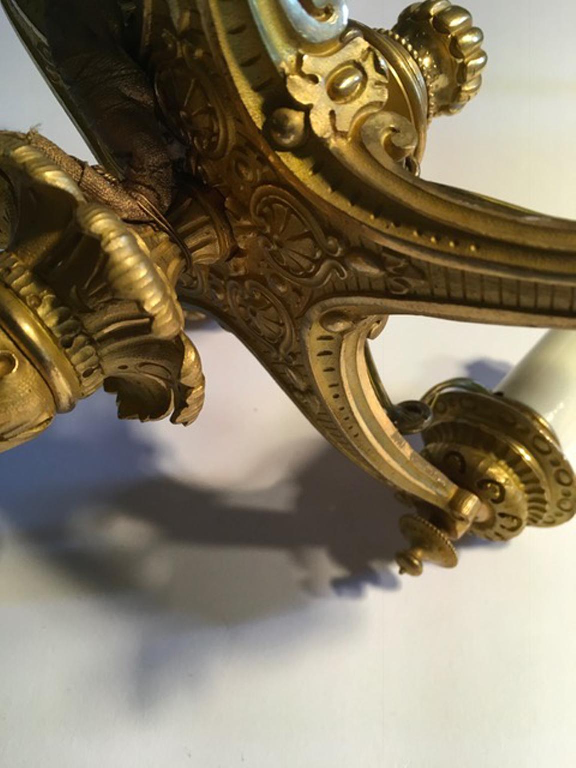 Italie Mid-18th Century Empire Paire de chandeliers en laiton en vente 3