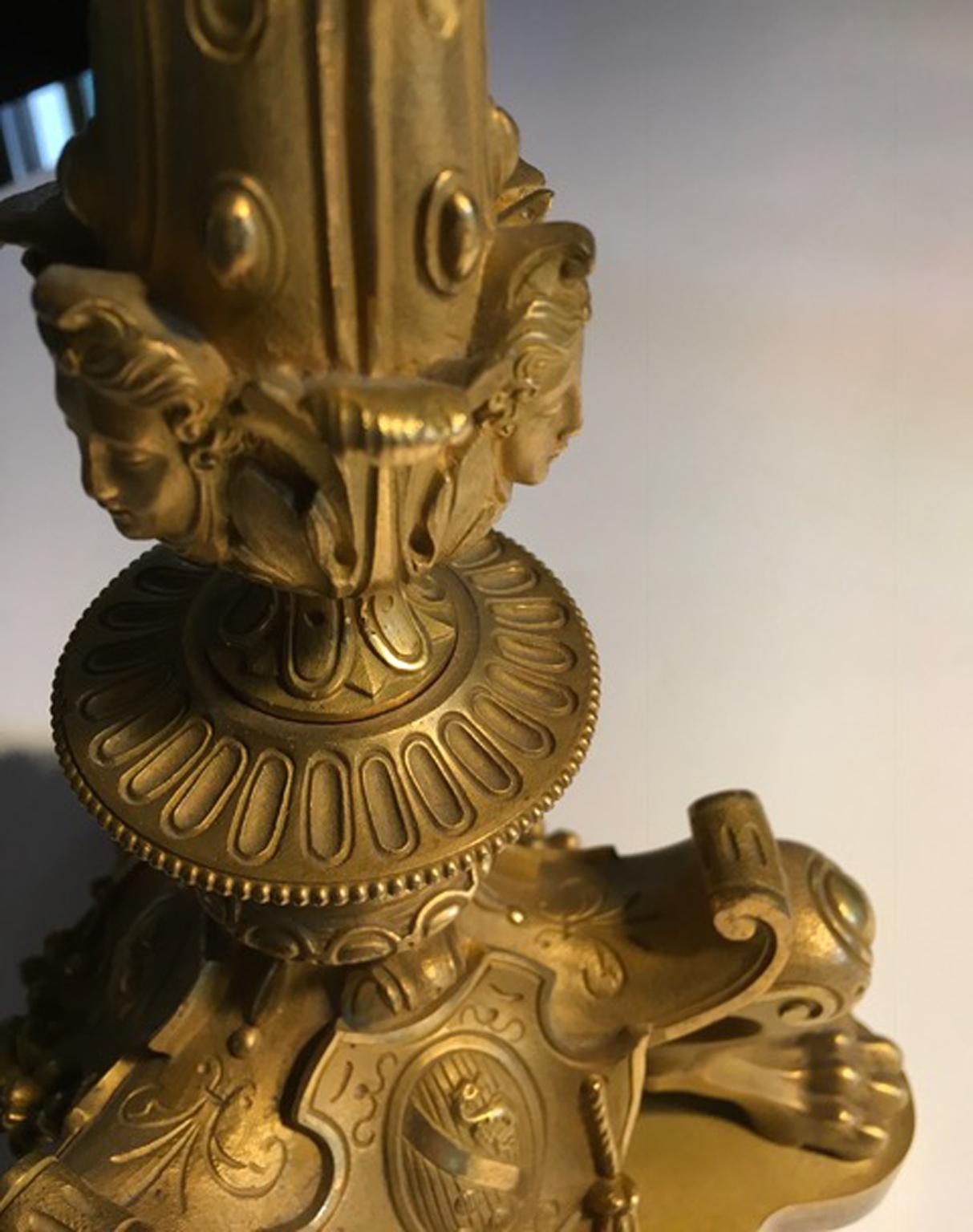 Italie Mid-18th Century Empire Paire de chandeliers en laiton en vente 10