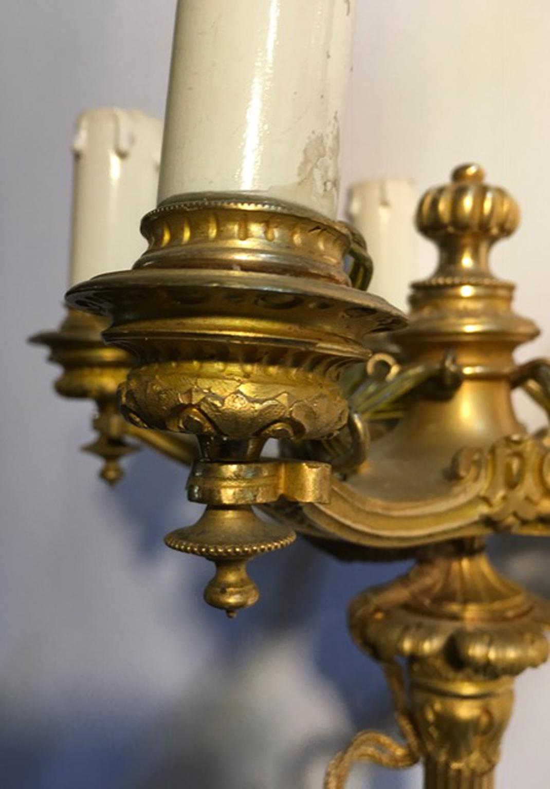 Italie Mid-18th Century Empire Paire de chandeliers en laiton en vente 2